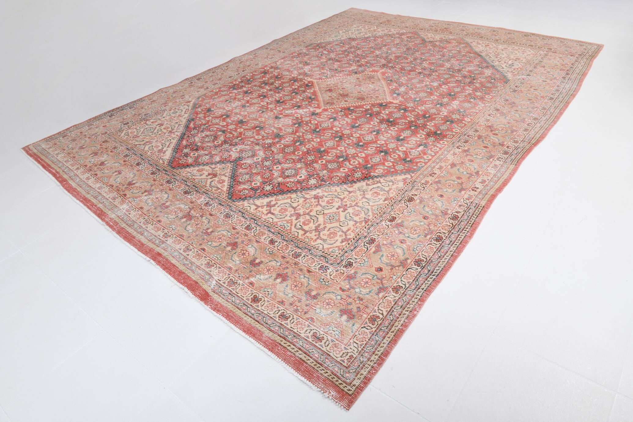 Old Antique 1955s Red Persian Heriz Rug, 274x378Cm