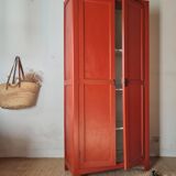 Armoire parisienne rouge - petit format
