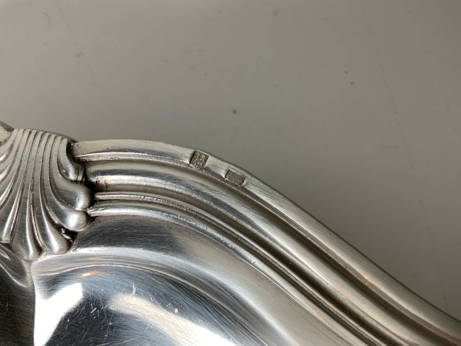 Round silver metal dish