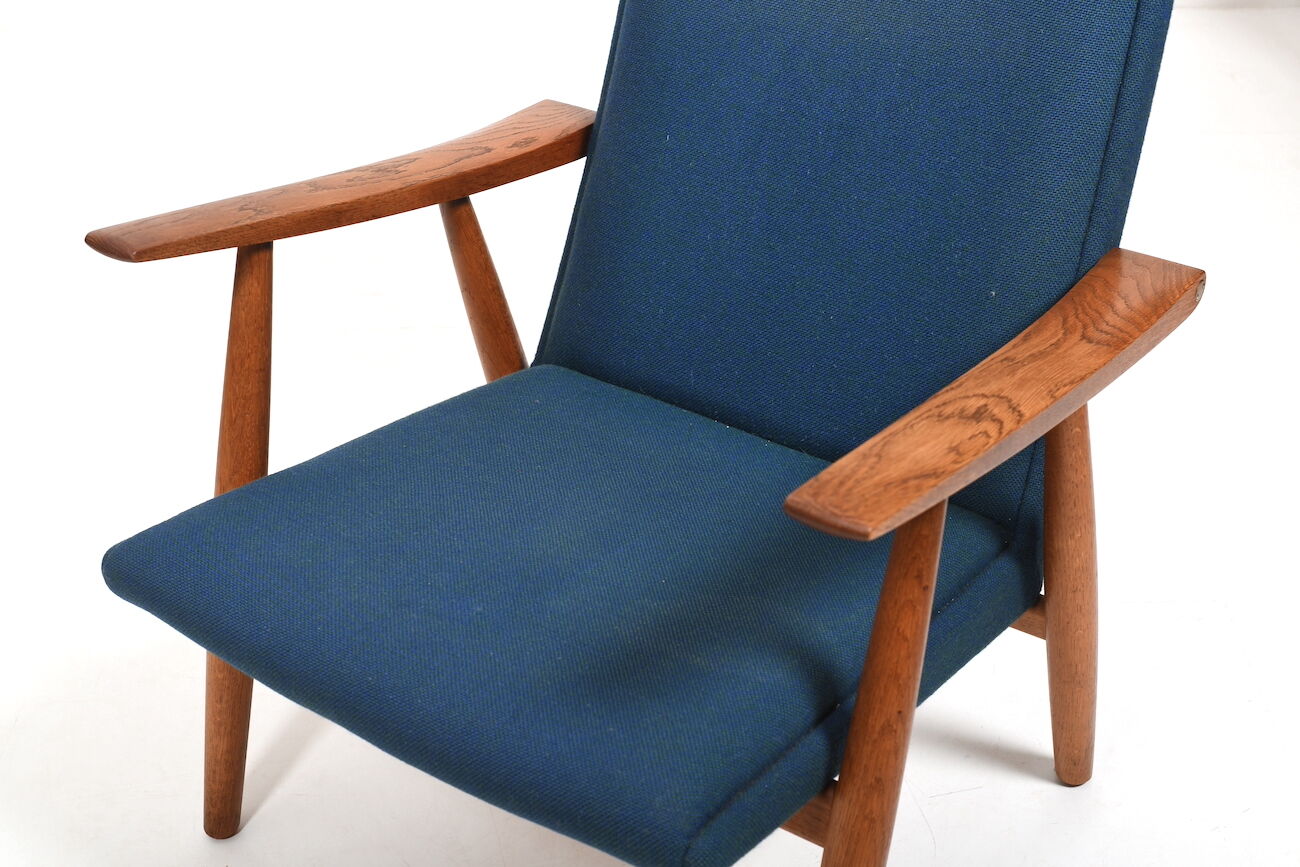 Fauteuil GE-260 en chêne par Hans J. Wegner années 1950