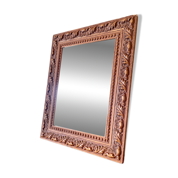 Classic rectangular mirror in carved wood