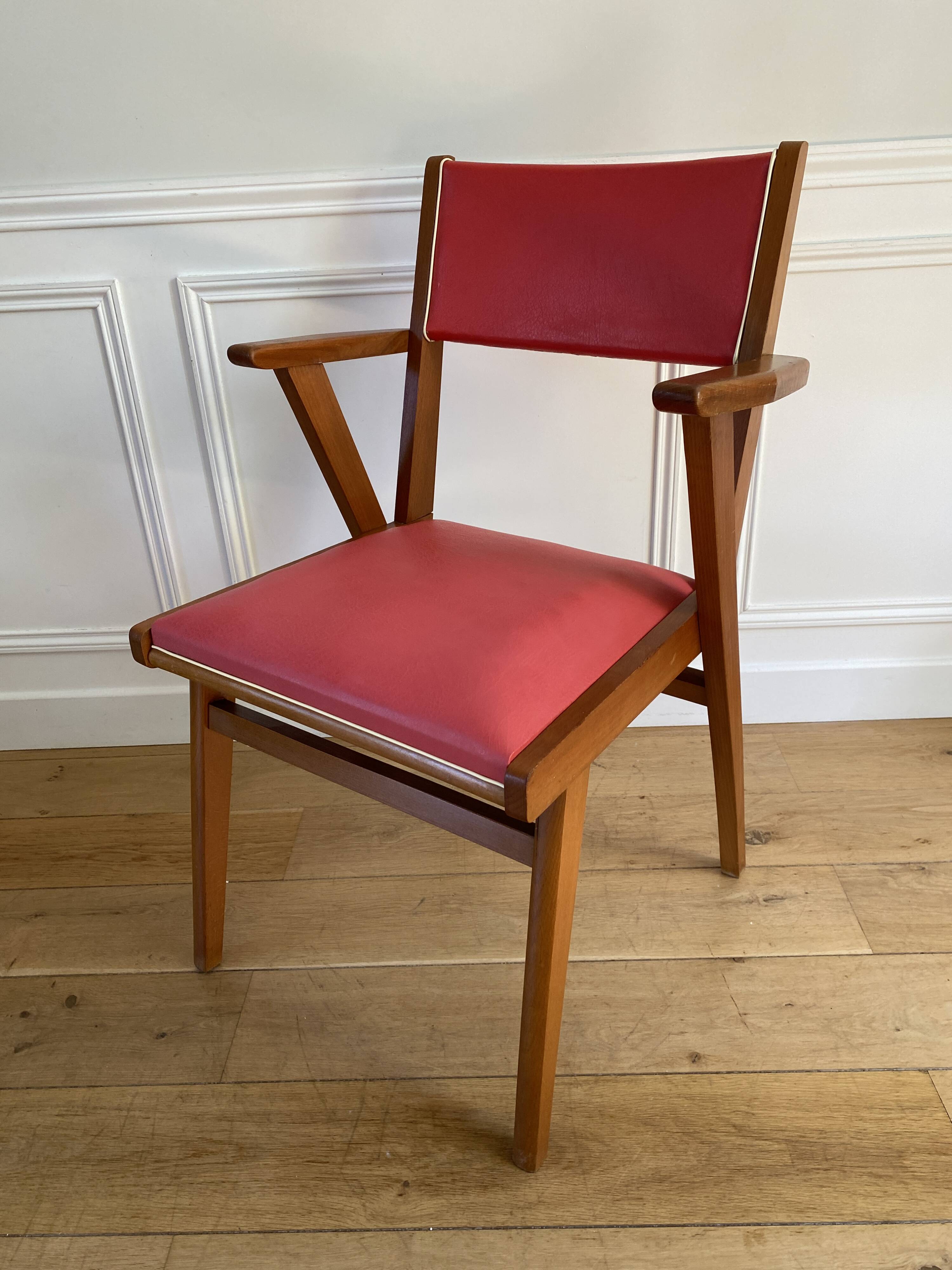 Vintage armchair from the 50s/60s – wood & red faux leather – Scandinavian style