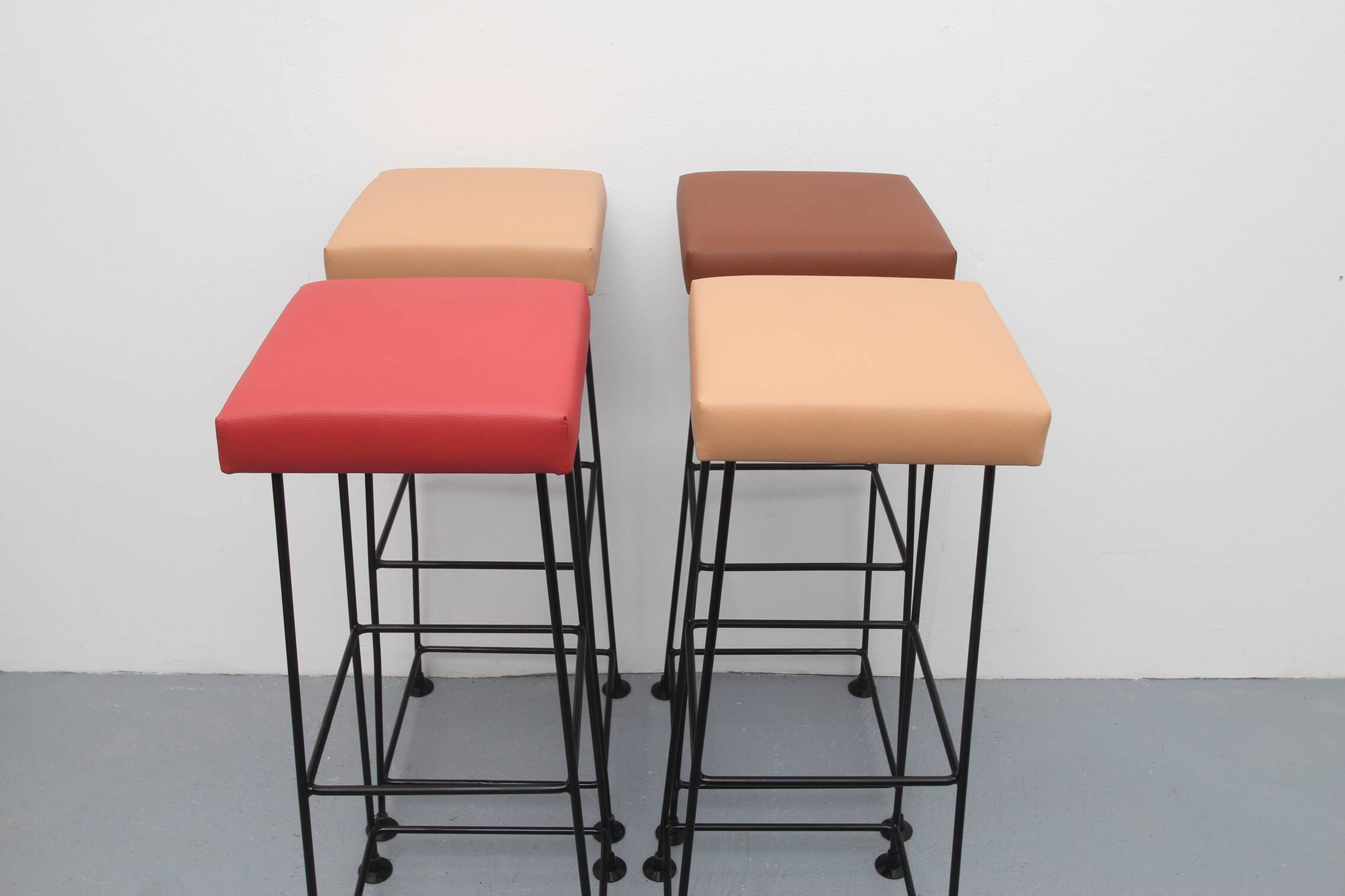 Ensemble de 4 tabourets de barre Wire années 1960