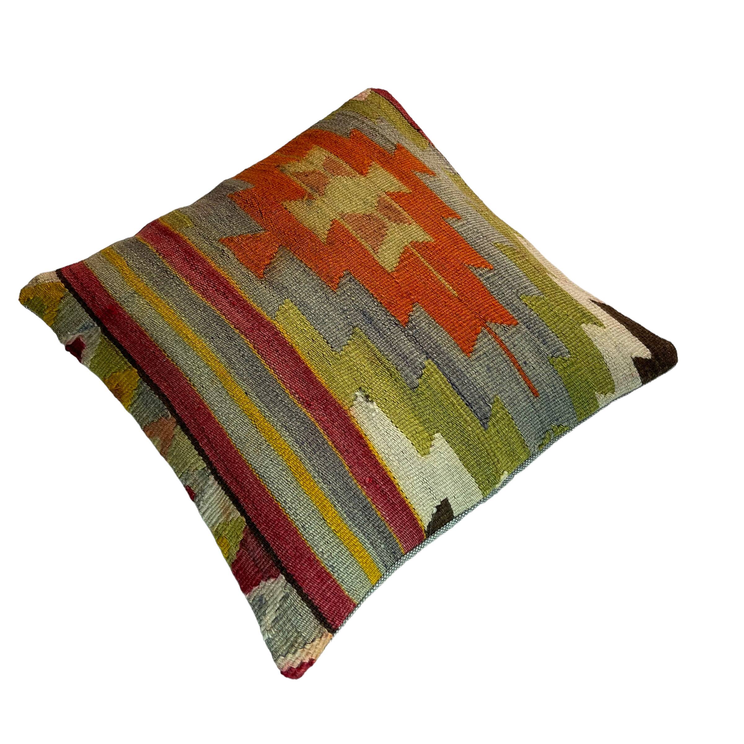 Vintage turkish kilim cushion cover , 40 x 40 cm