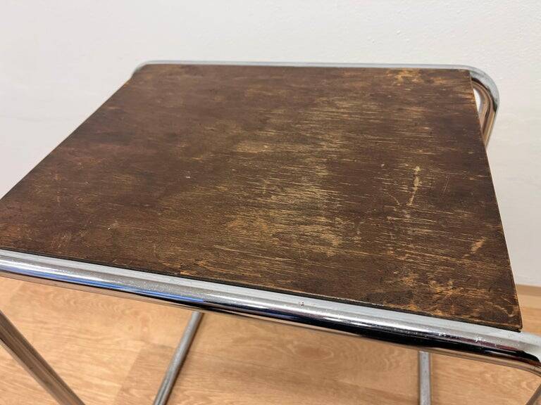 Rare Bauhaus chrome Nesting Table B9, Marcel Breuer, 1930s
