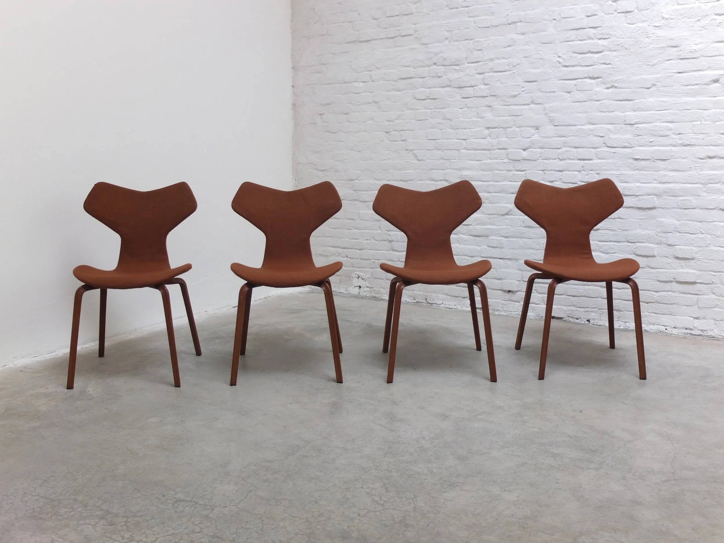 Rare set of 4 first edition 'Grand Prix' chairs by Arne Jacobsen for Fritz Hansen, 1959