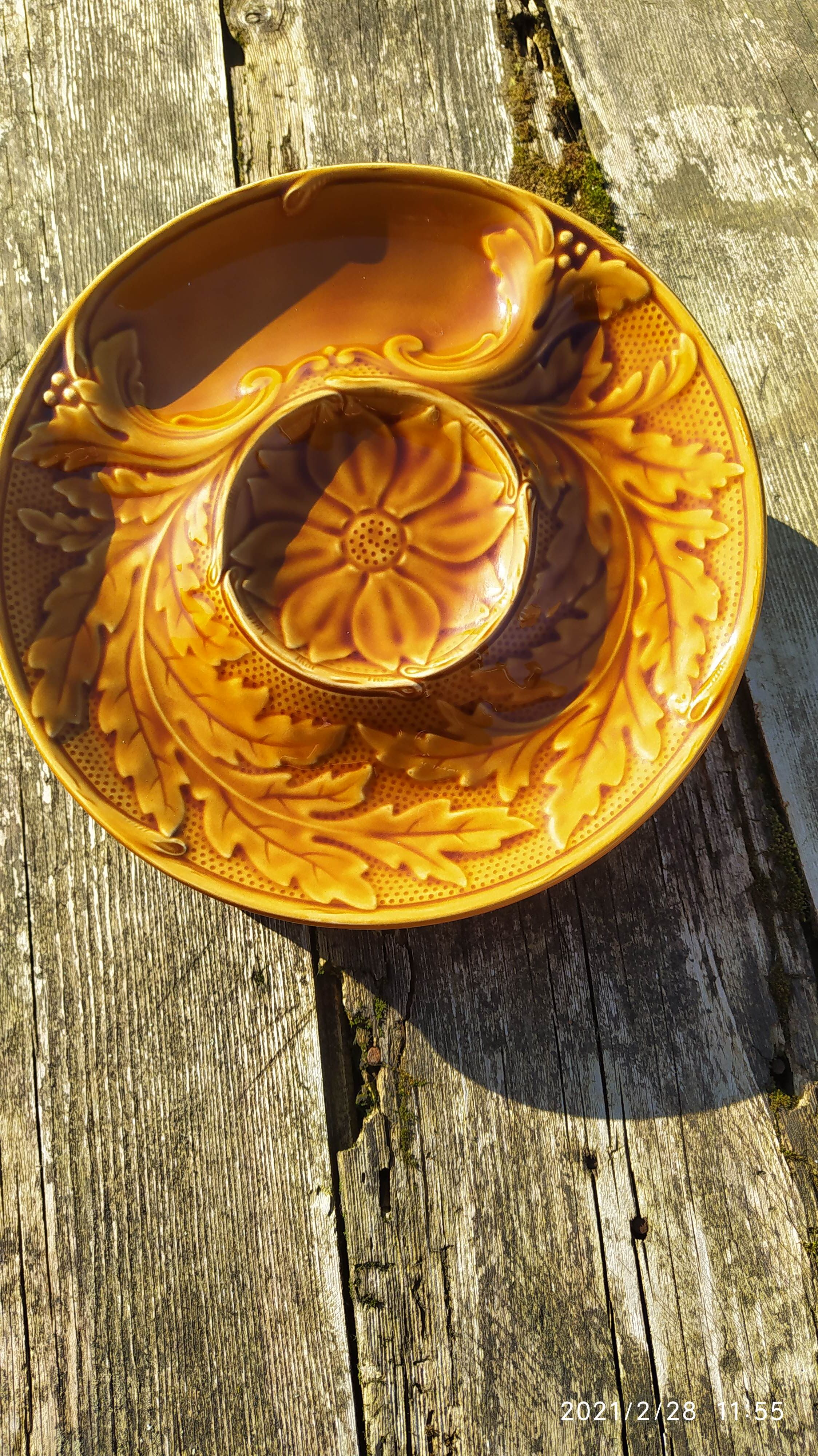 Lot of 6 Giens ceramic artichoke plates