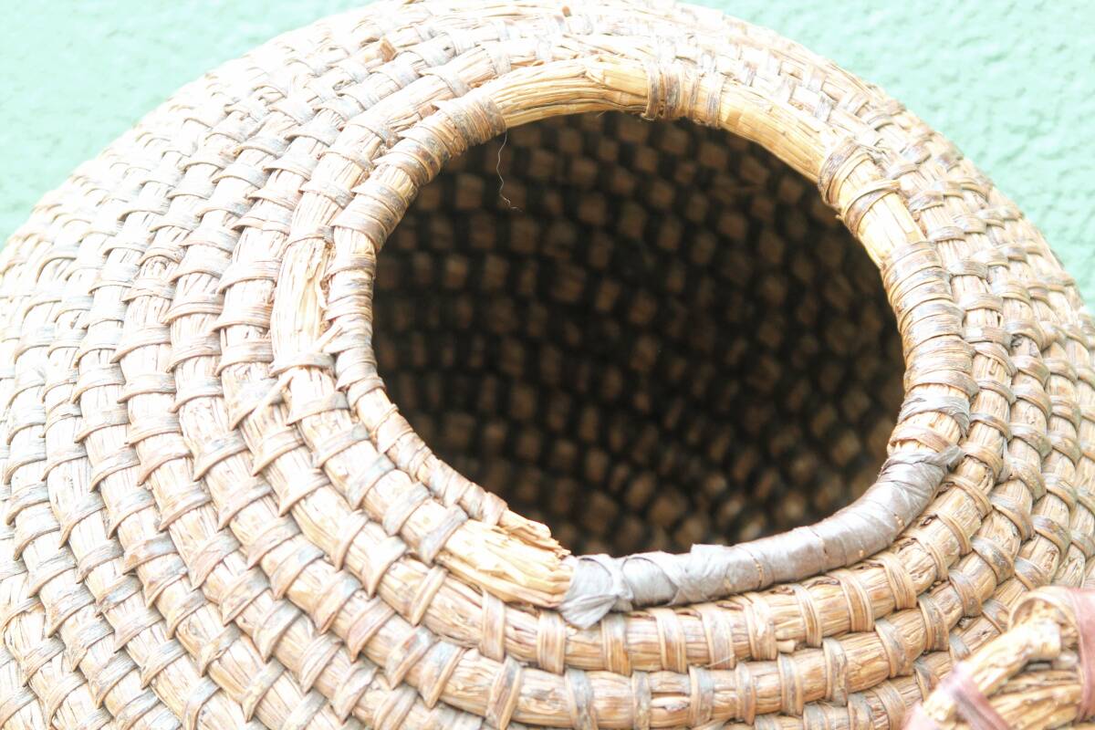 Burgundy in braided straw