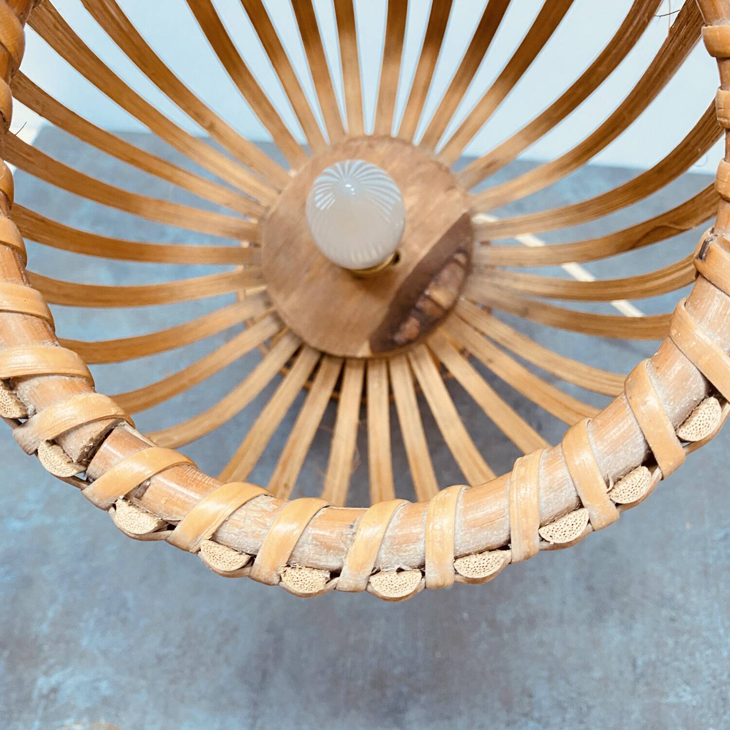 60's rattan lamp