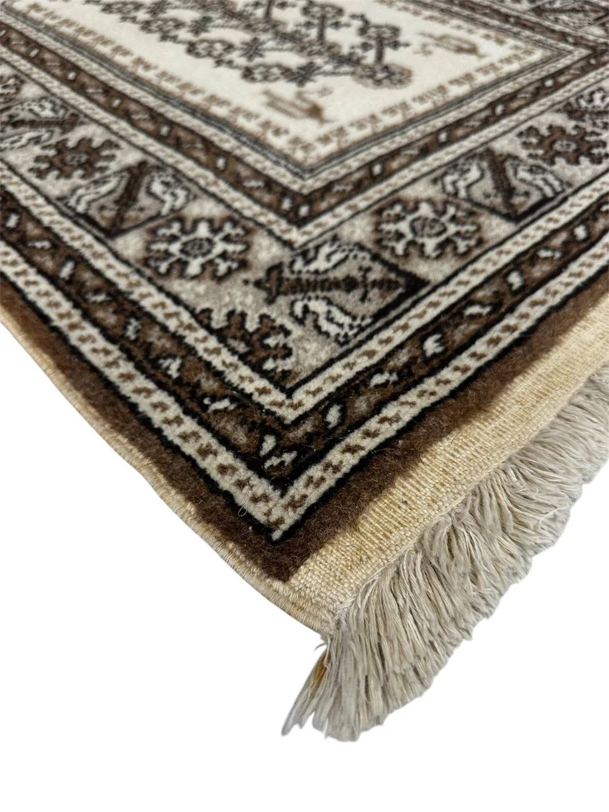 Tapis turc fait à la main