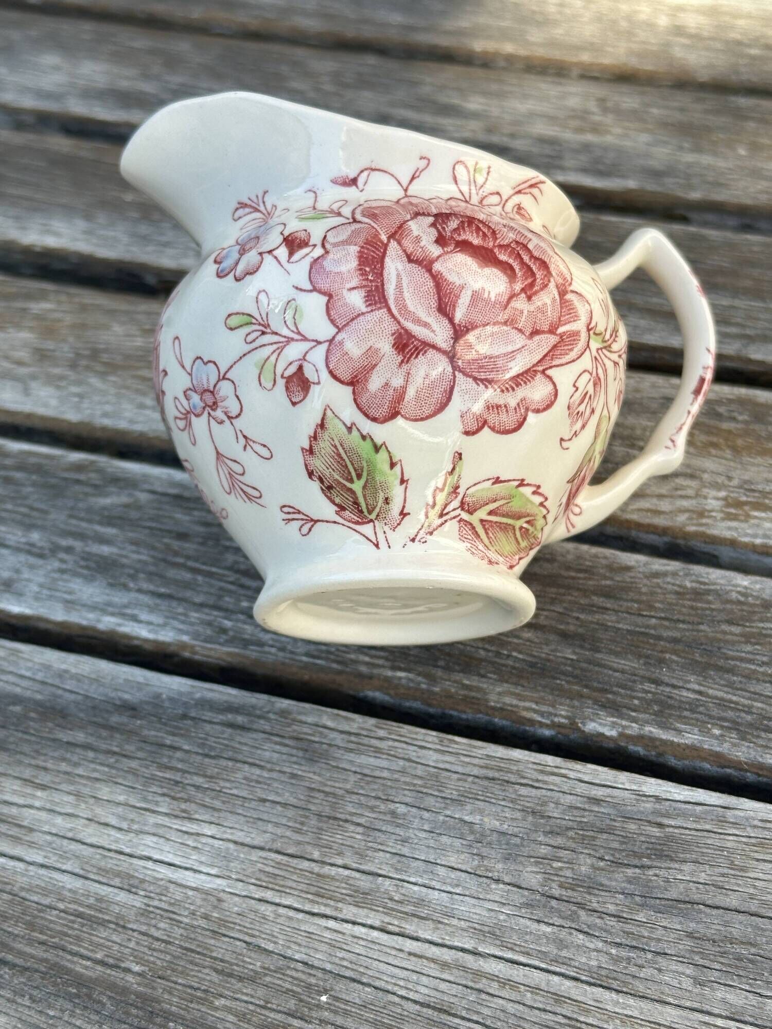 Pot a lit cremier en faïence anglaise johnson brothers rose chintz