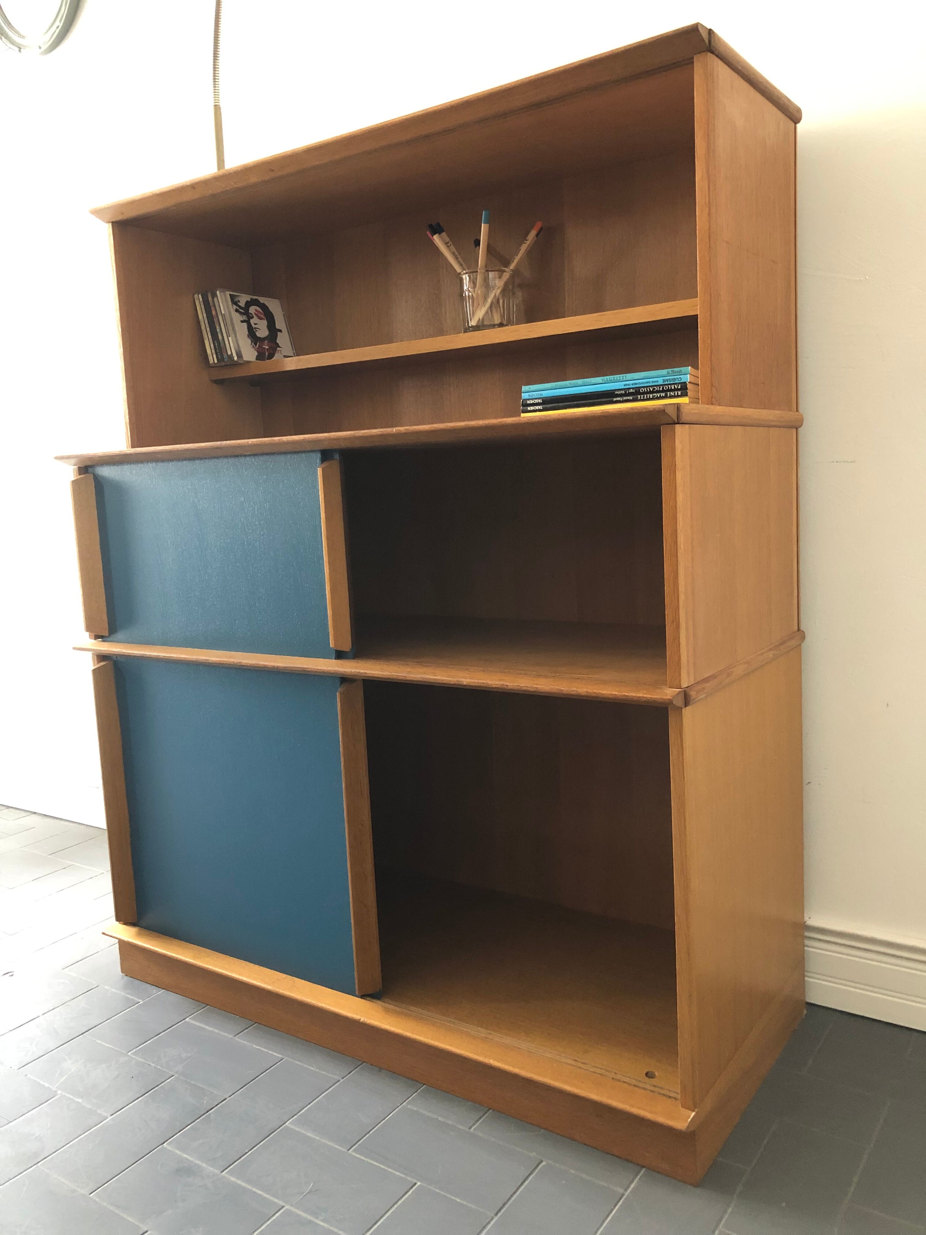 Oscar furniture, vintage bookcase