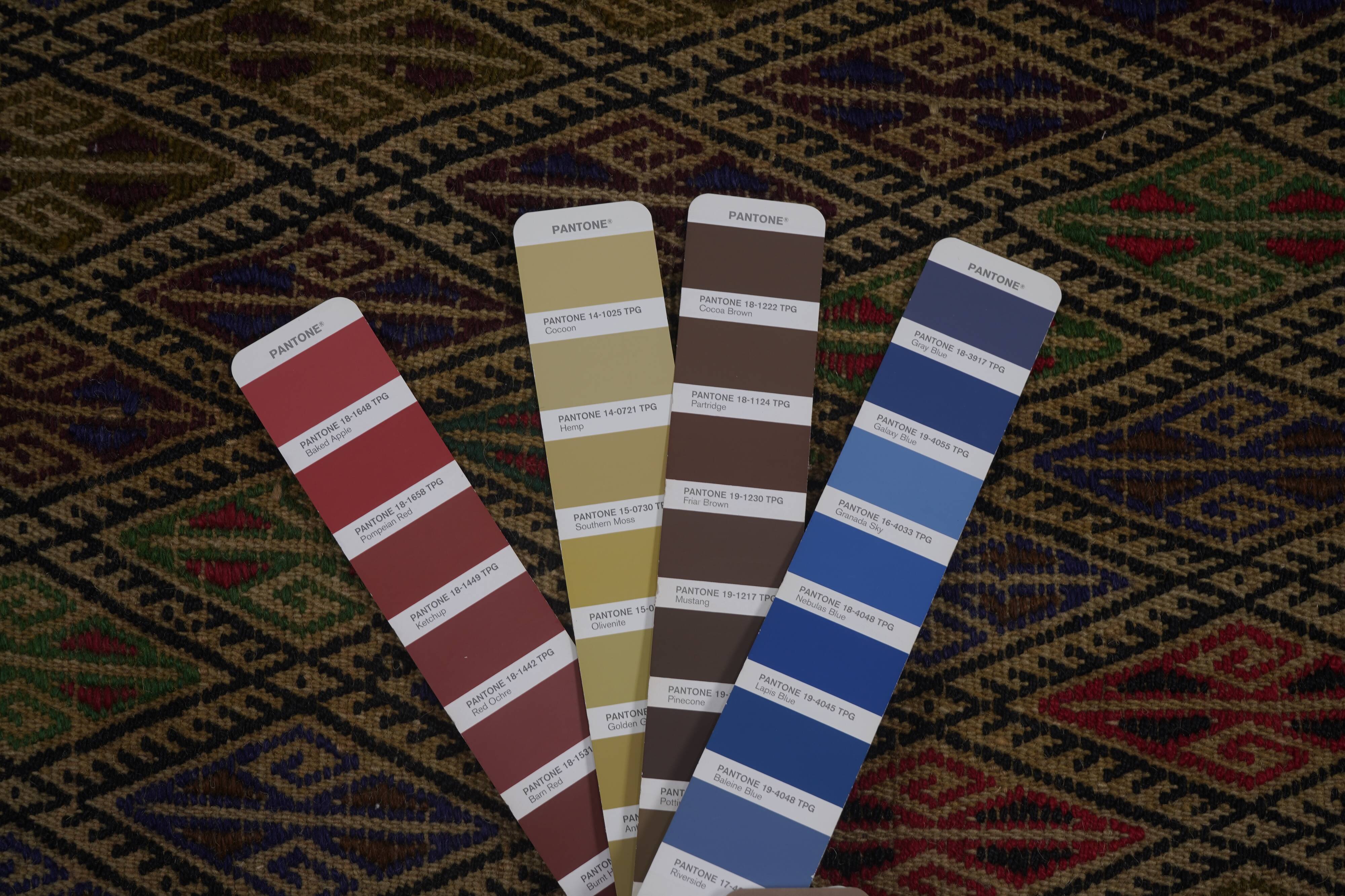 Vintage Turkish Oushak Handwoven Rug 165x217 cm