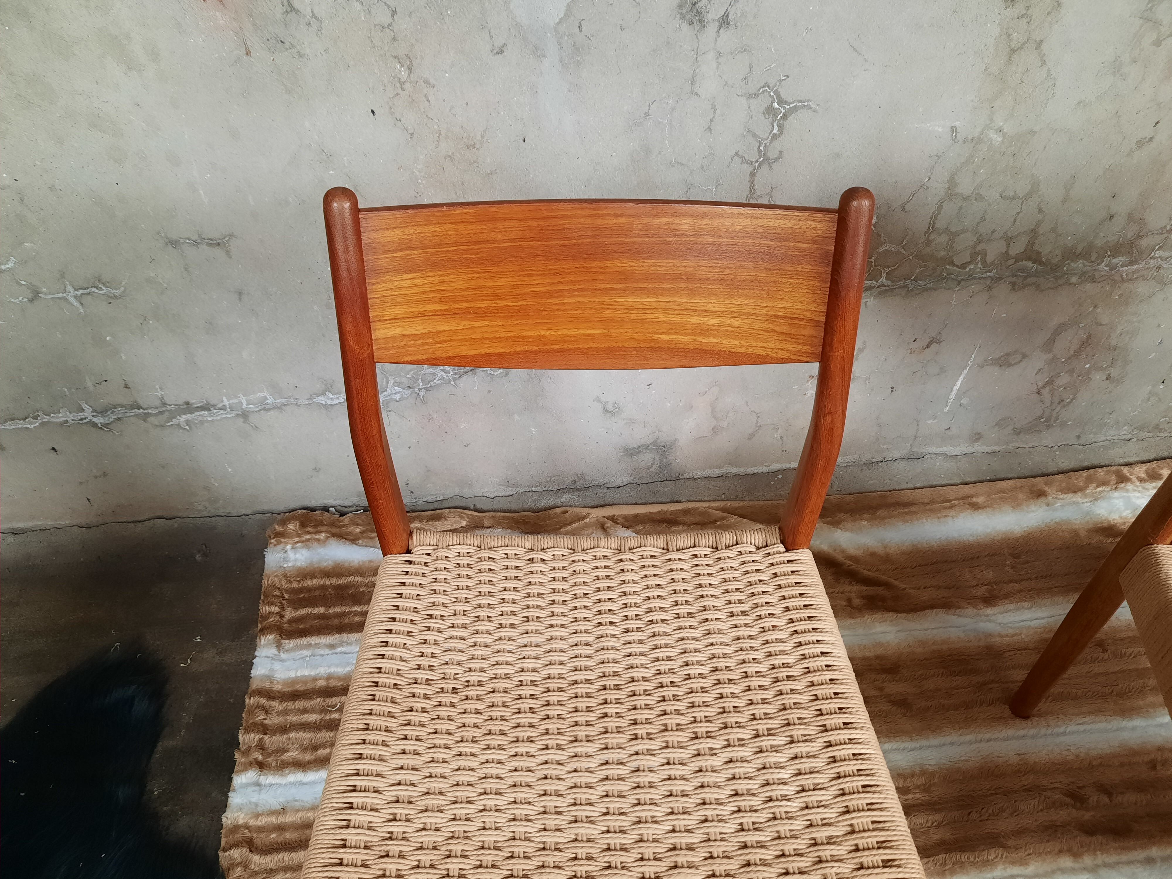 Oak dining chair