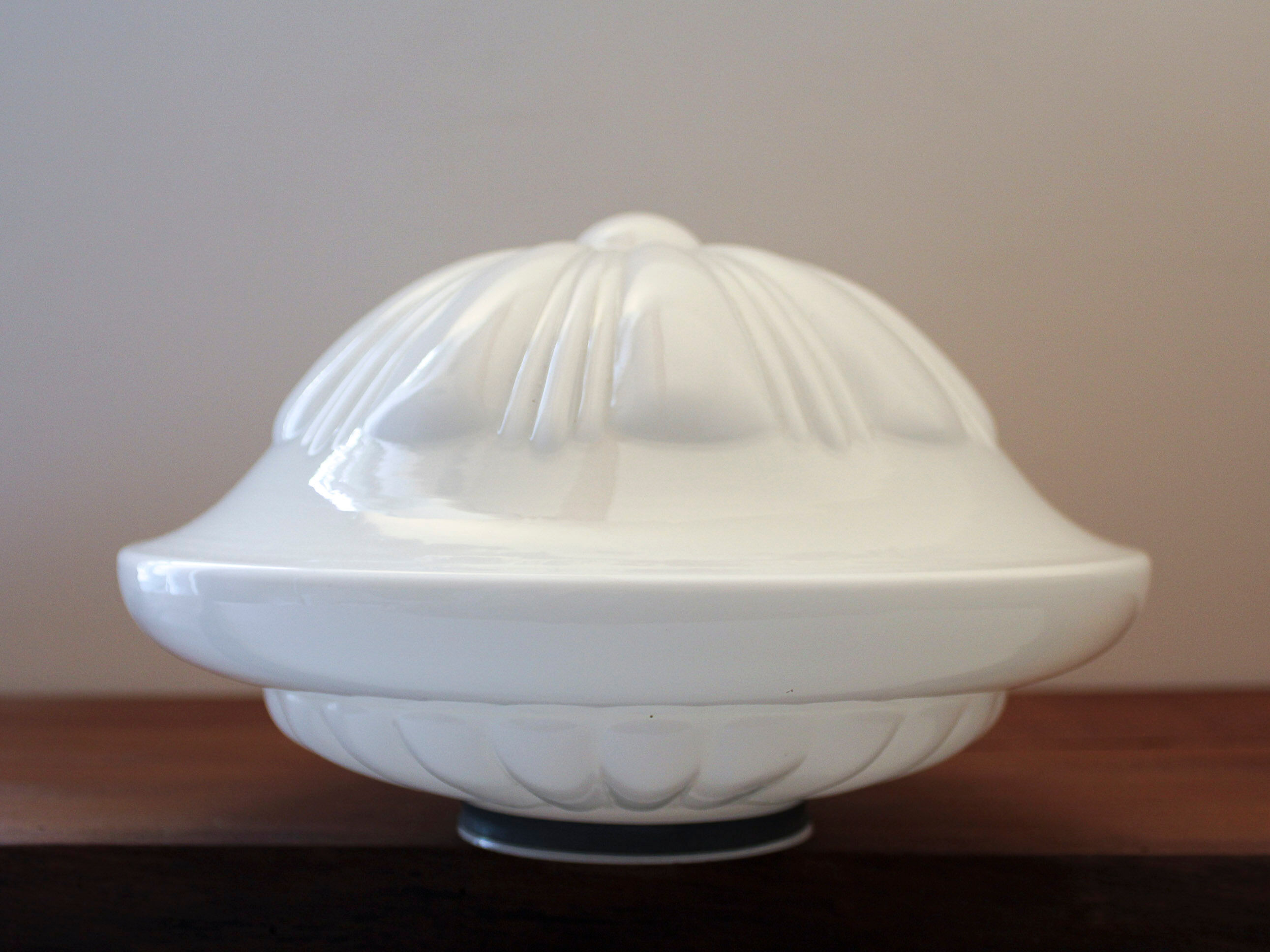 Opaline art deco for ceiling lamp