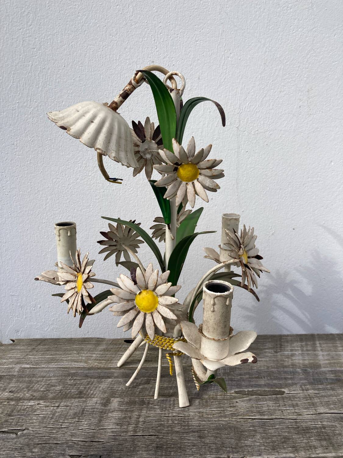 Daisy metal pendant light