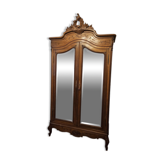 Armoire  style Louis XV/ rocaille 2 portes à glace biseautée