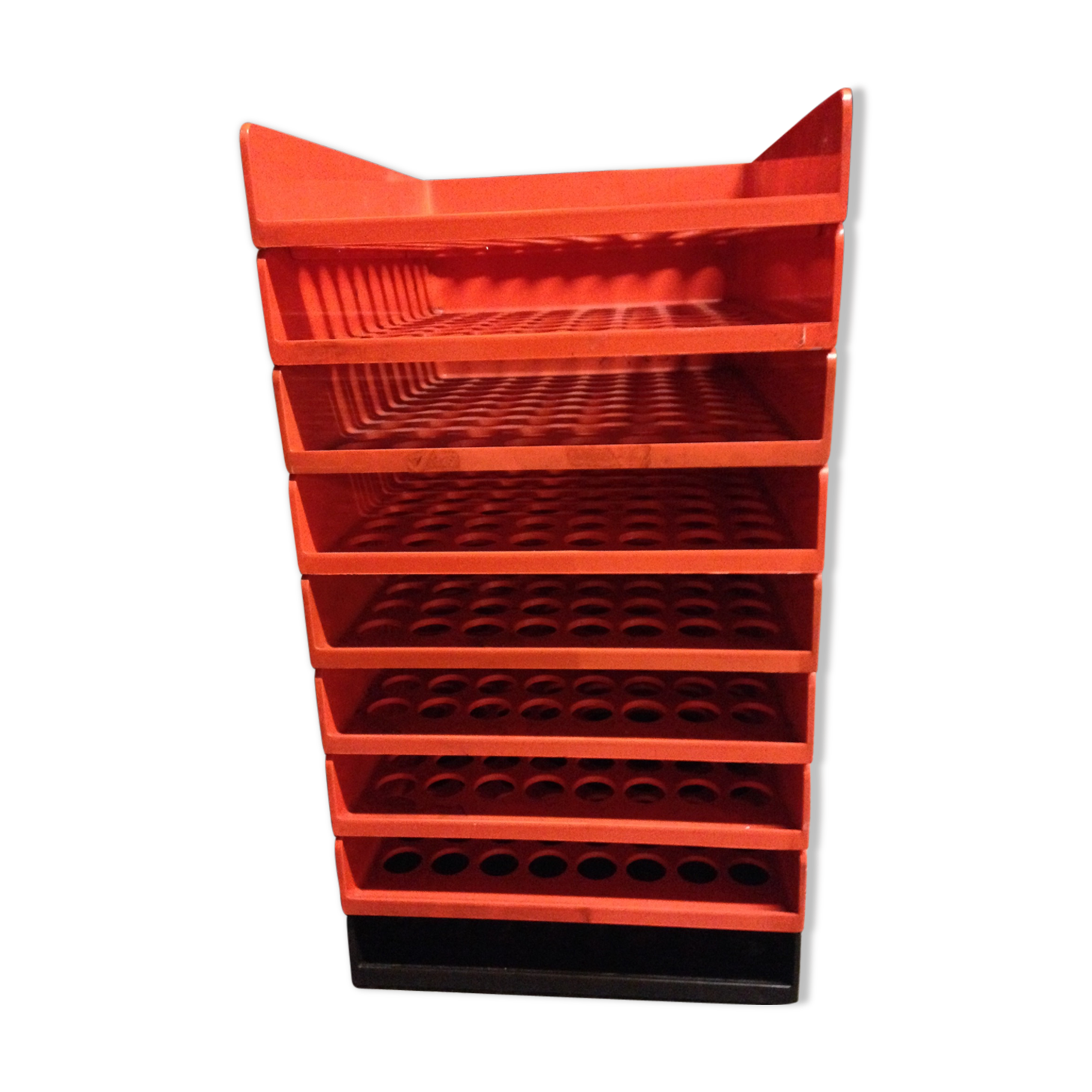 Set de 9 bannettes oranges et une noire Roger Talon