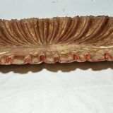 Centro de mesa de madera y pan de oro. España, 1930s.