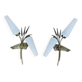 Pair of 1950s wall lights in brass and opaline tulips, Lunel/Arlus