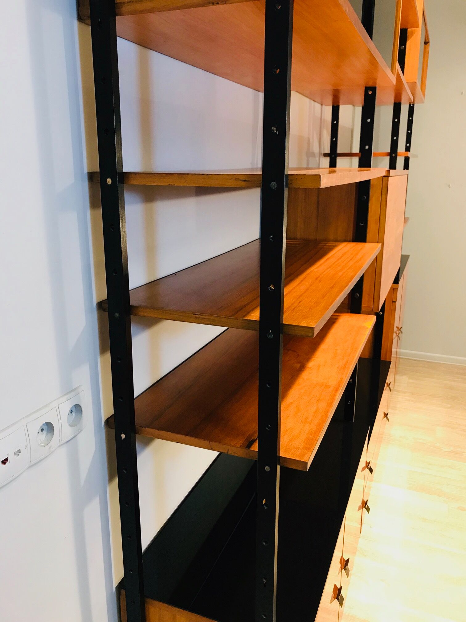 Modular shelving, Poland 70