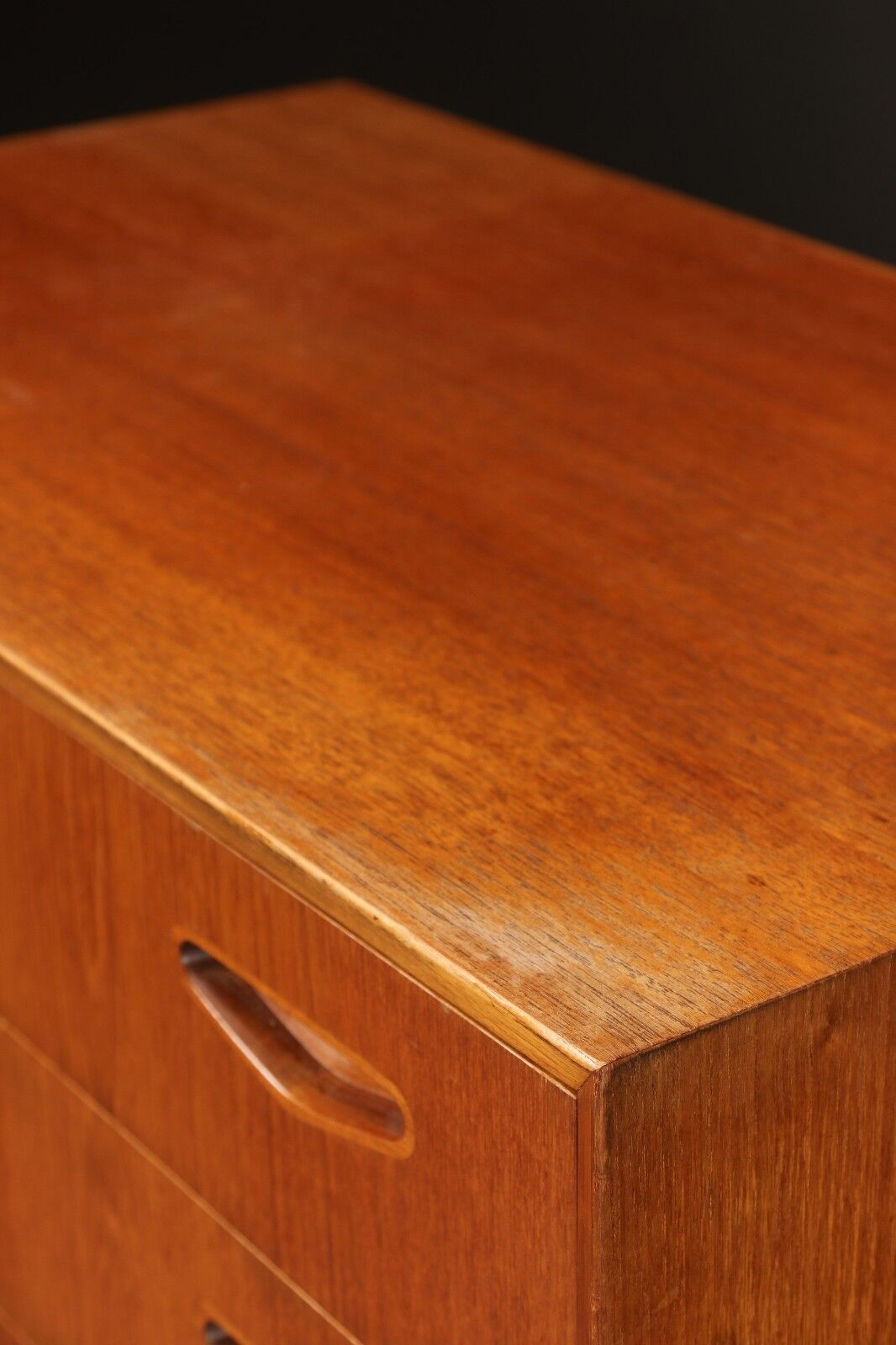 Commode en teck, années 1960