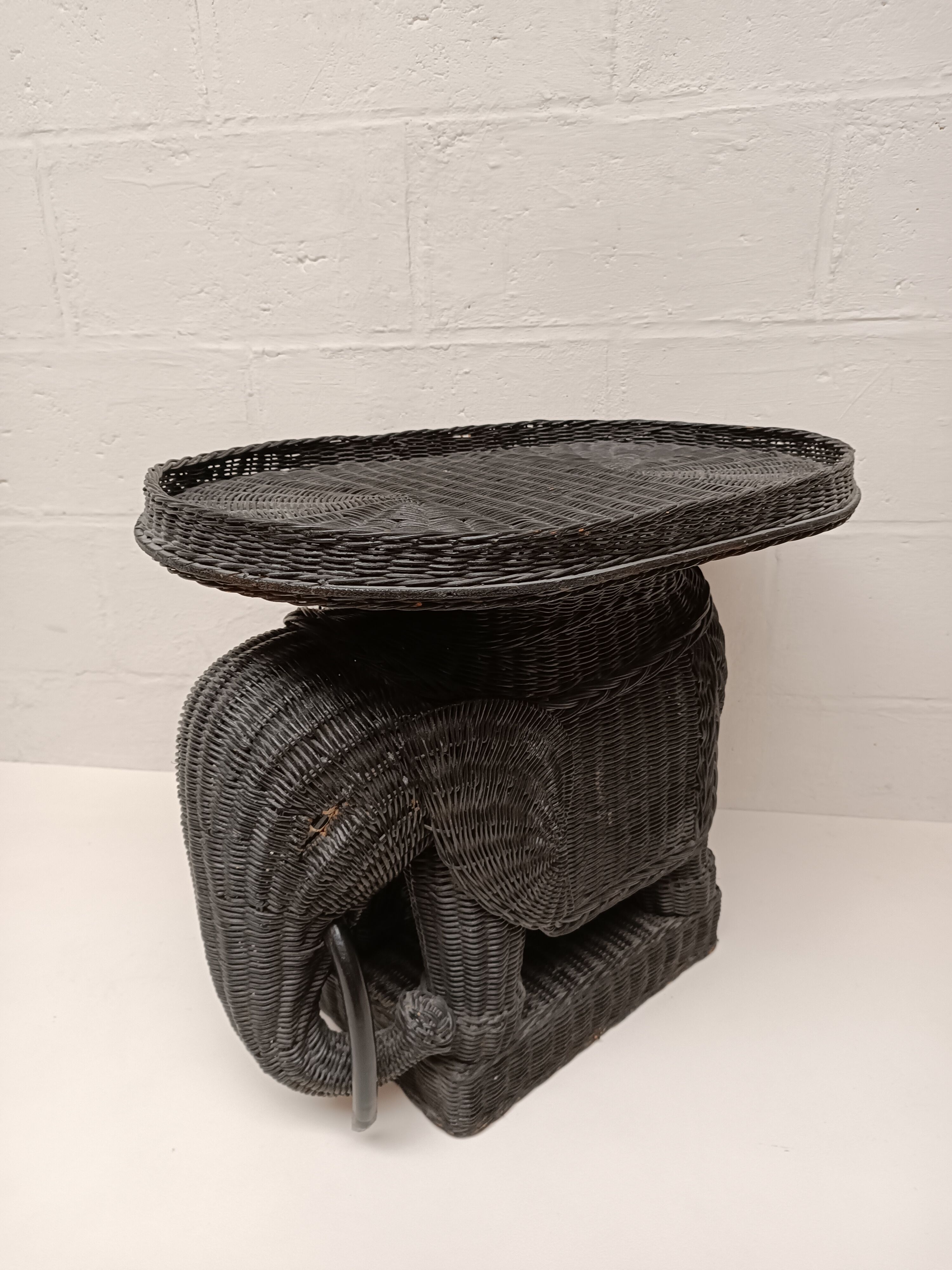 Coffee table elephant wicker and rattan 70s