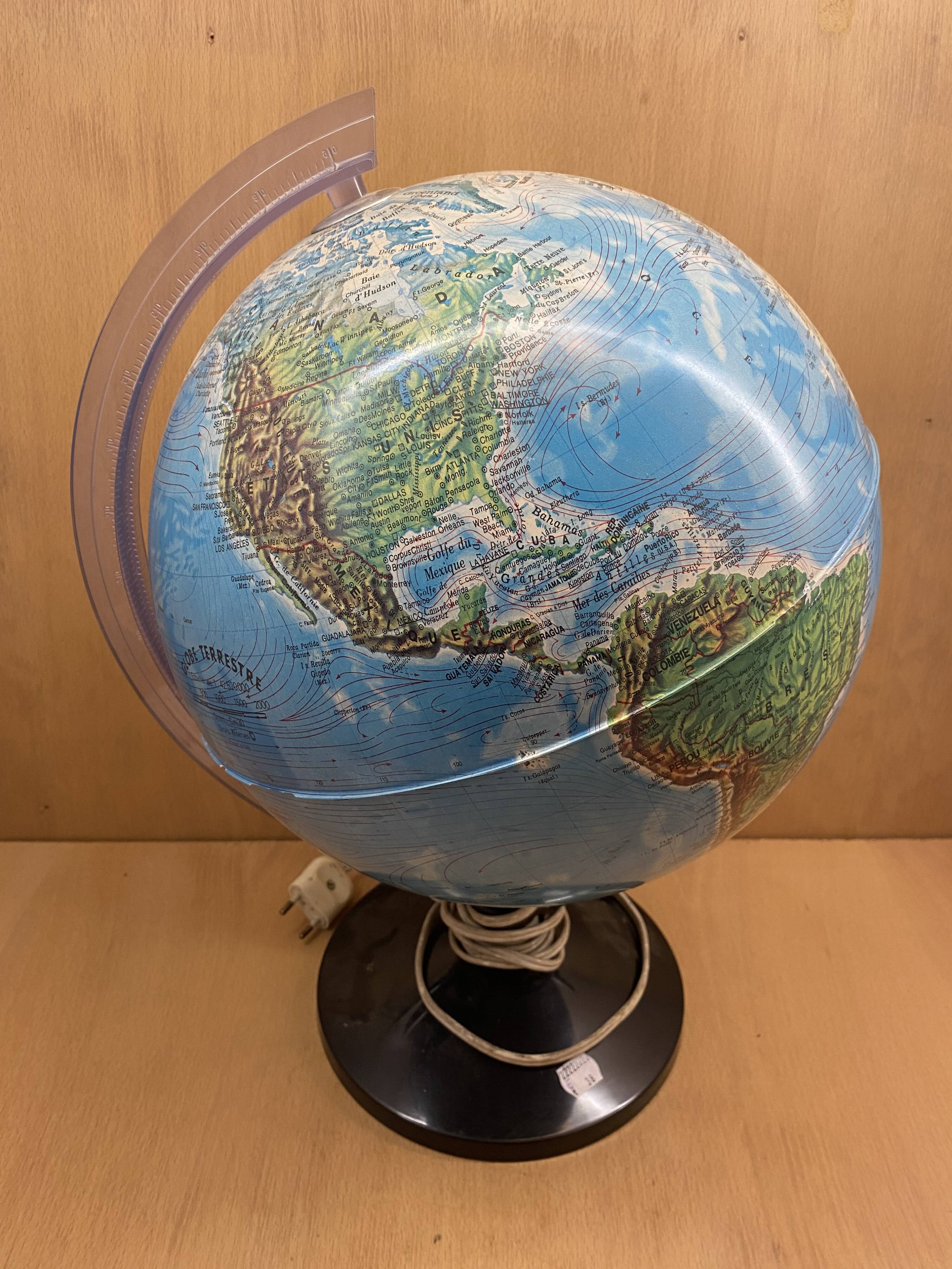 Terrestrial globe 80s