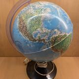 Terrestrial globe 80s