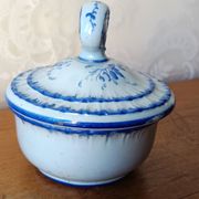 Powder pot or sugar bowl in Couleuvre porcelain, Rouen decoration - 1930
