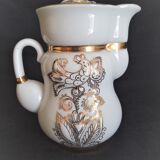 Lomonosov 29-piece porcelain coffee set, cast patterns enhanced with 24k gold