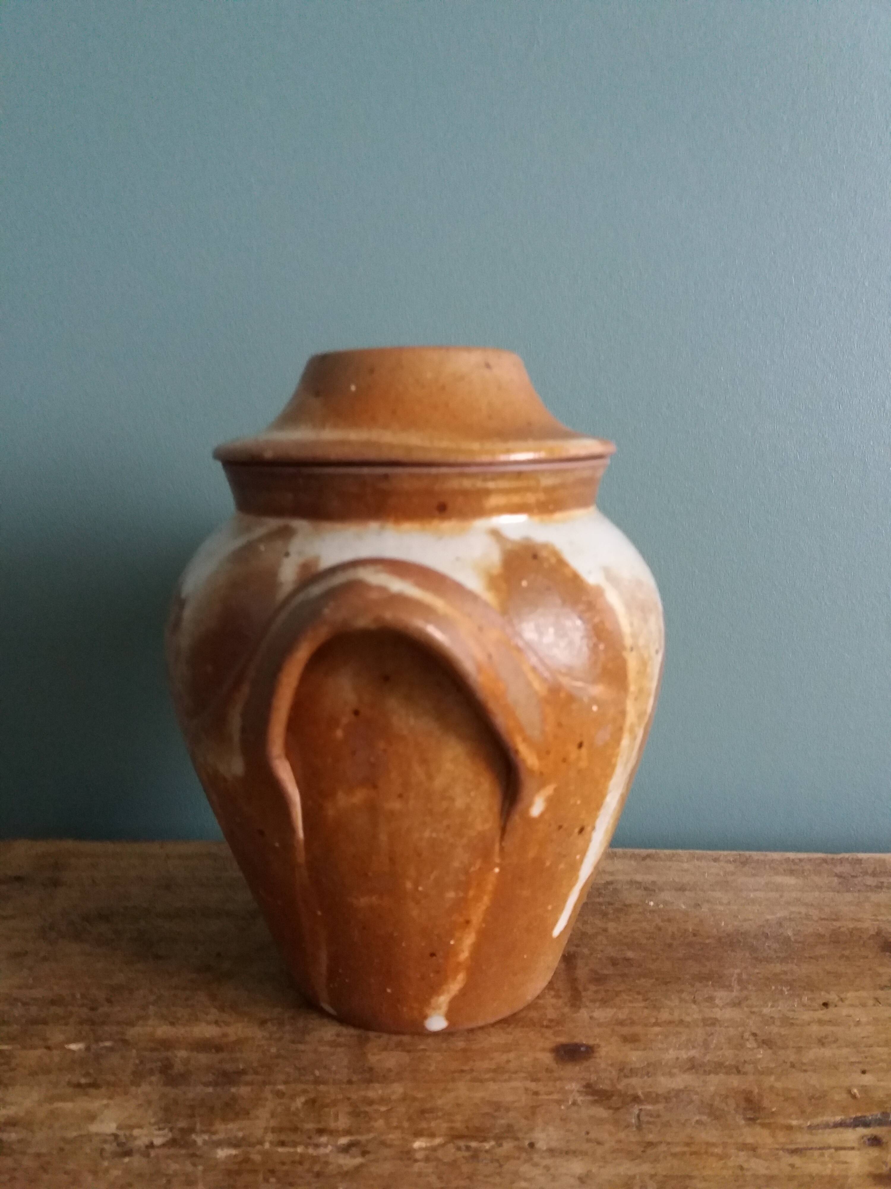 Covered pot condiment pot in Puisaye stoneware