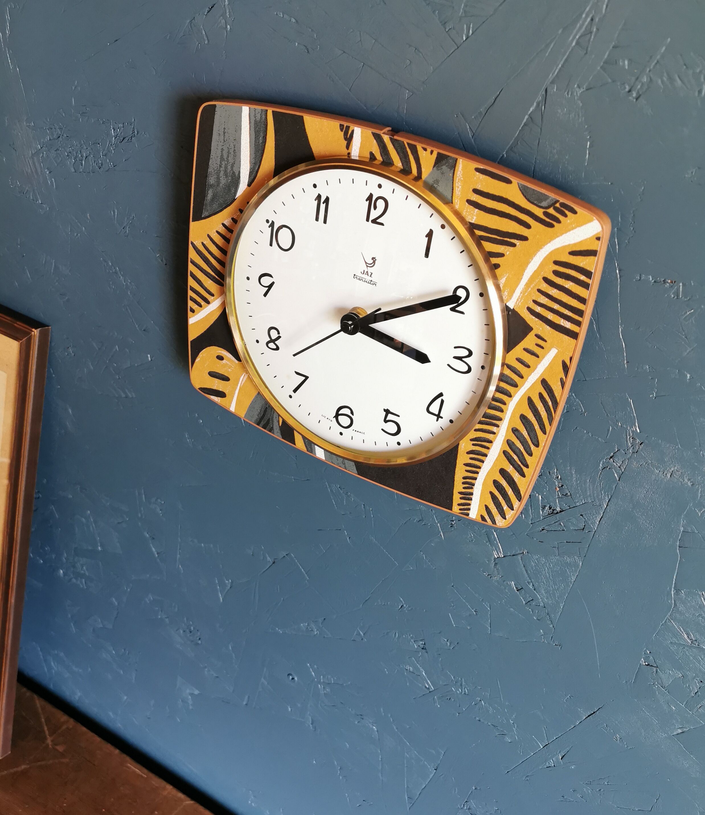 Clock silent rectangular vintage wall pendulum "Black ochre Jaz"