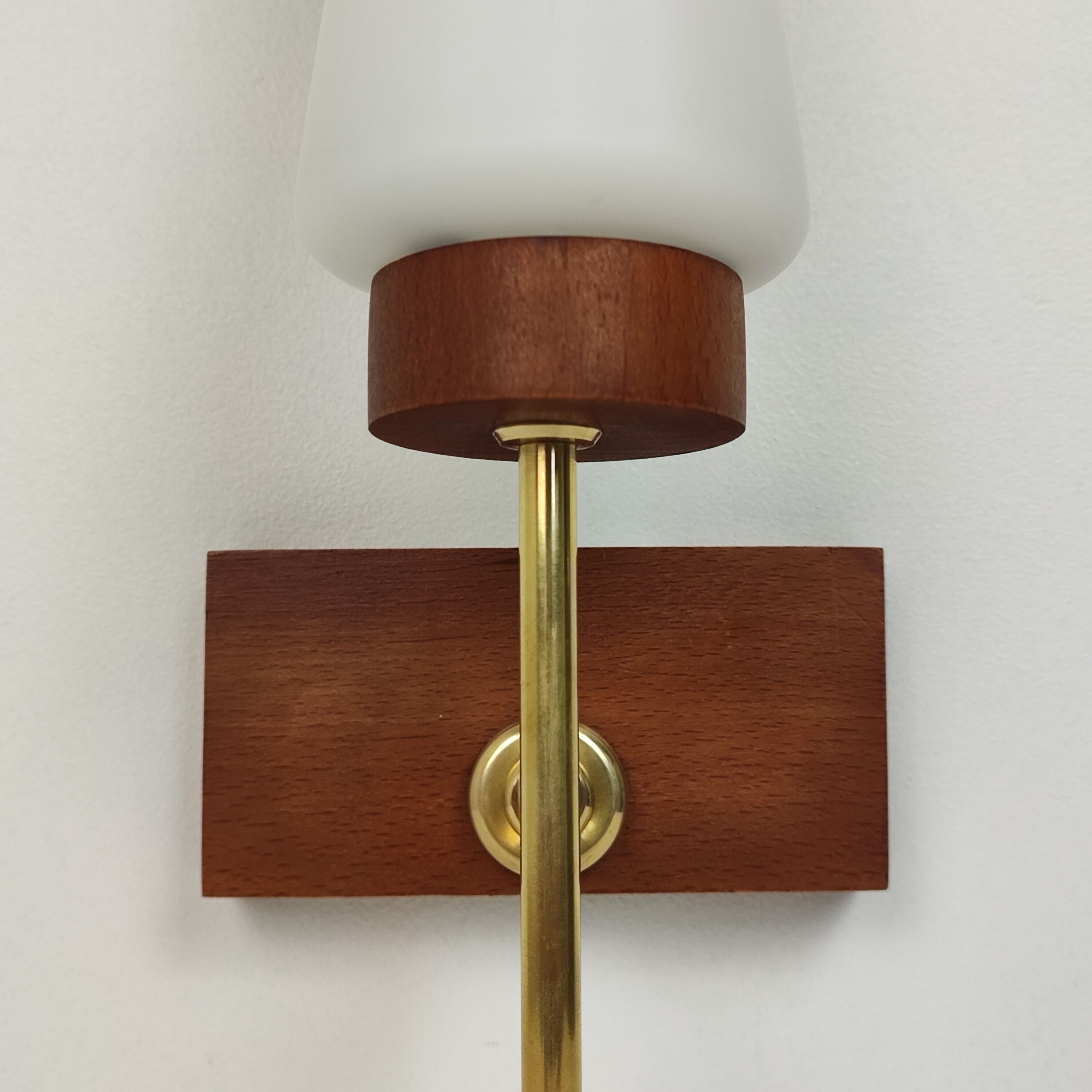 Scandinavian wall lamp 60'