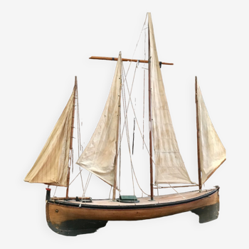 Wooden boat from the 1920s, 157cm long