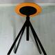 Tabouret à vis orange