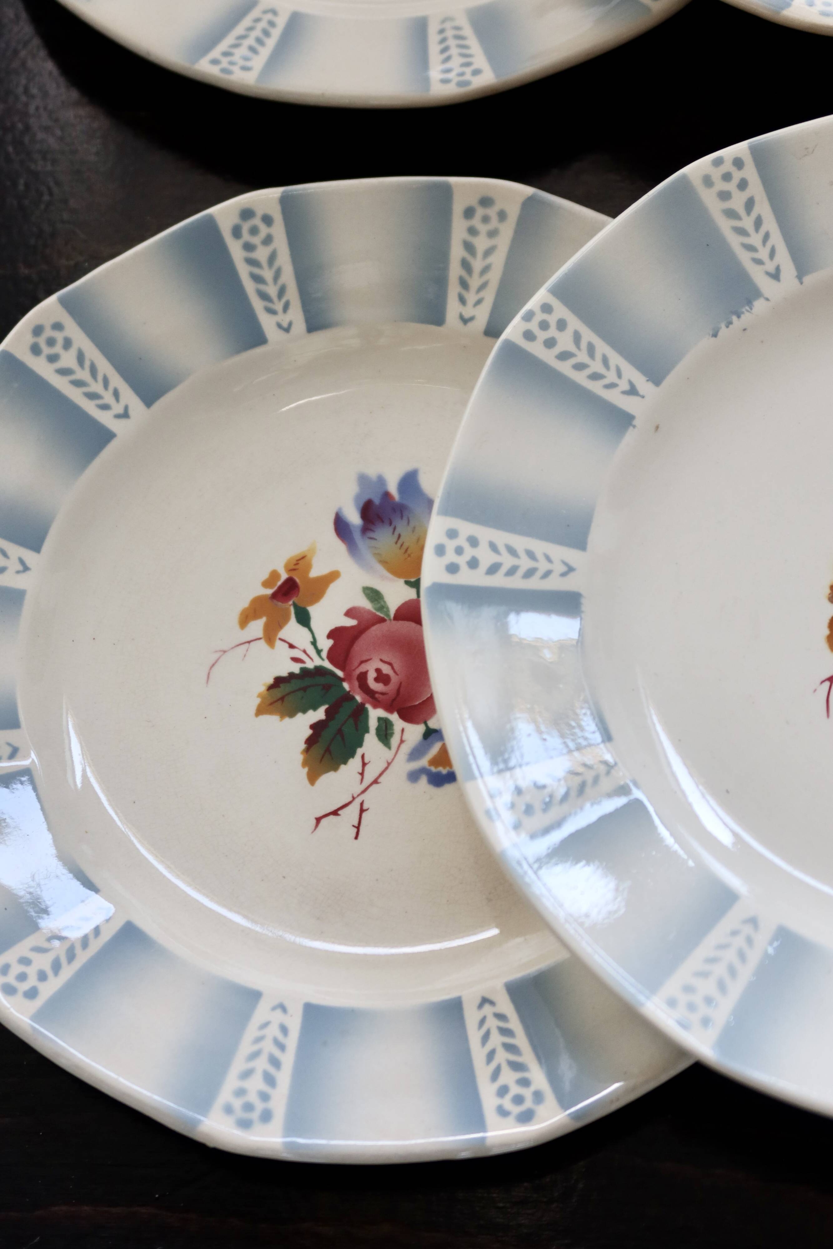 6 vintage Sarreguemines “Claude” dessert plates - Floral design