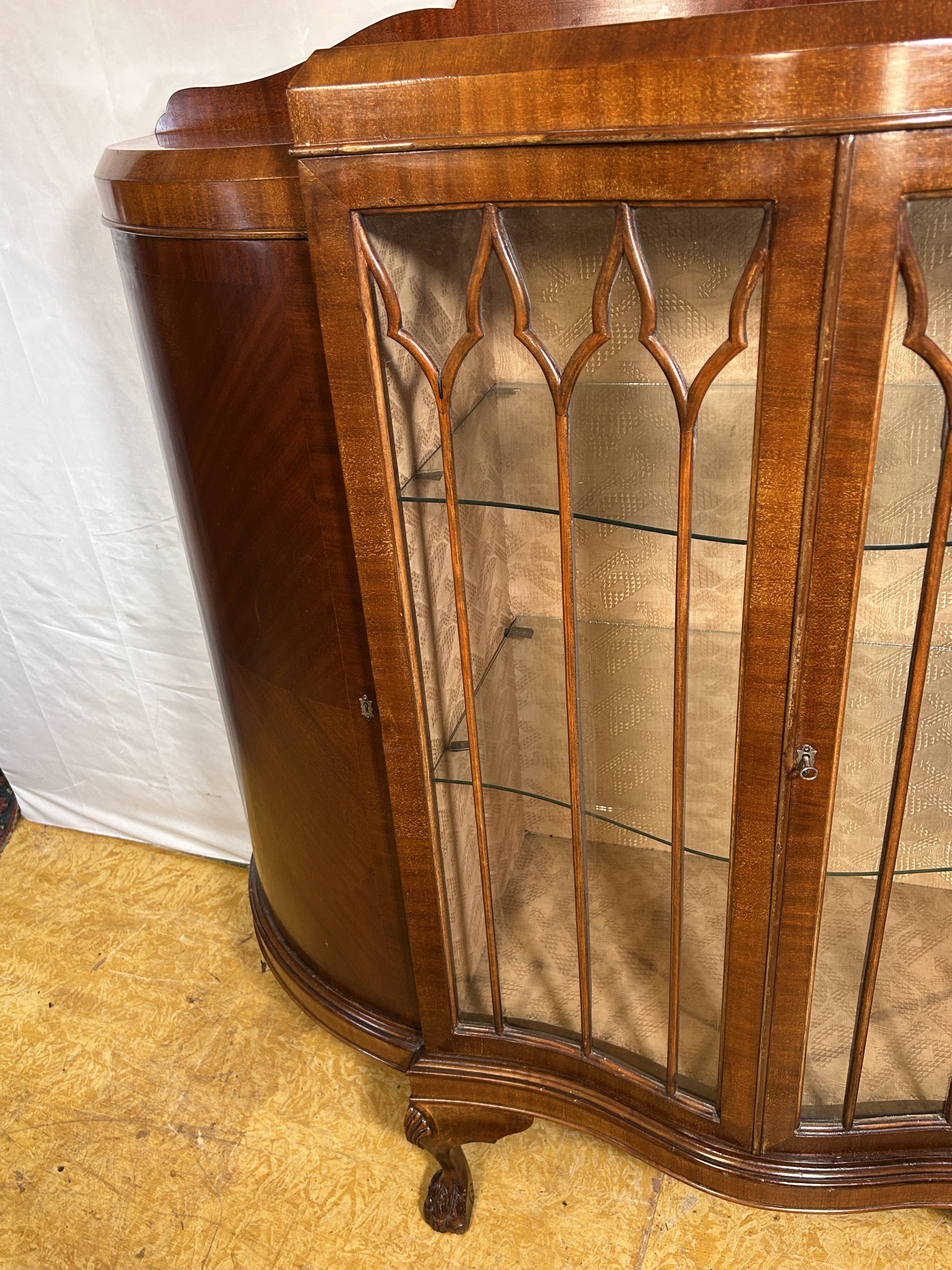 Late Victorian / Early Edwardian Display Cabinet (1880–1900)  A truly charm