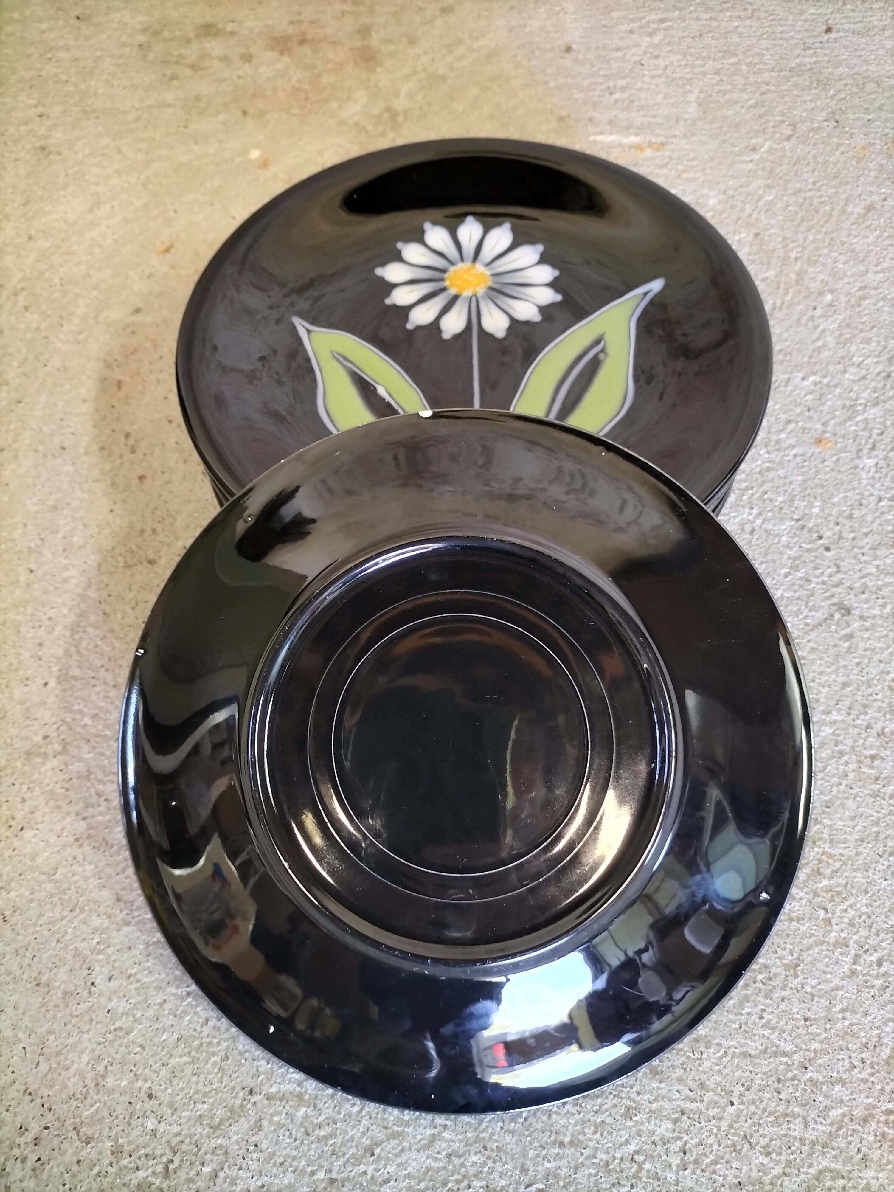 Set of six flower dessert plates