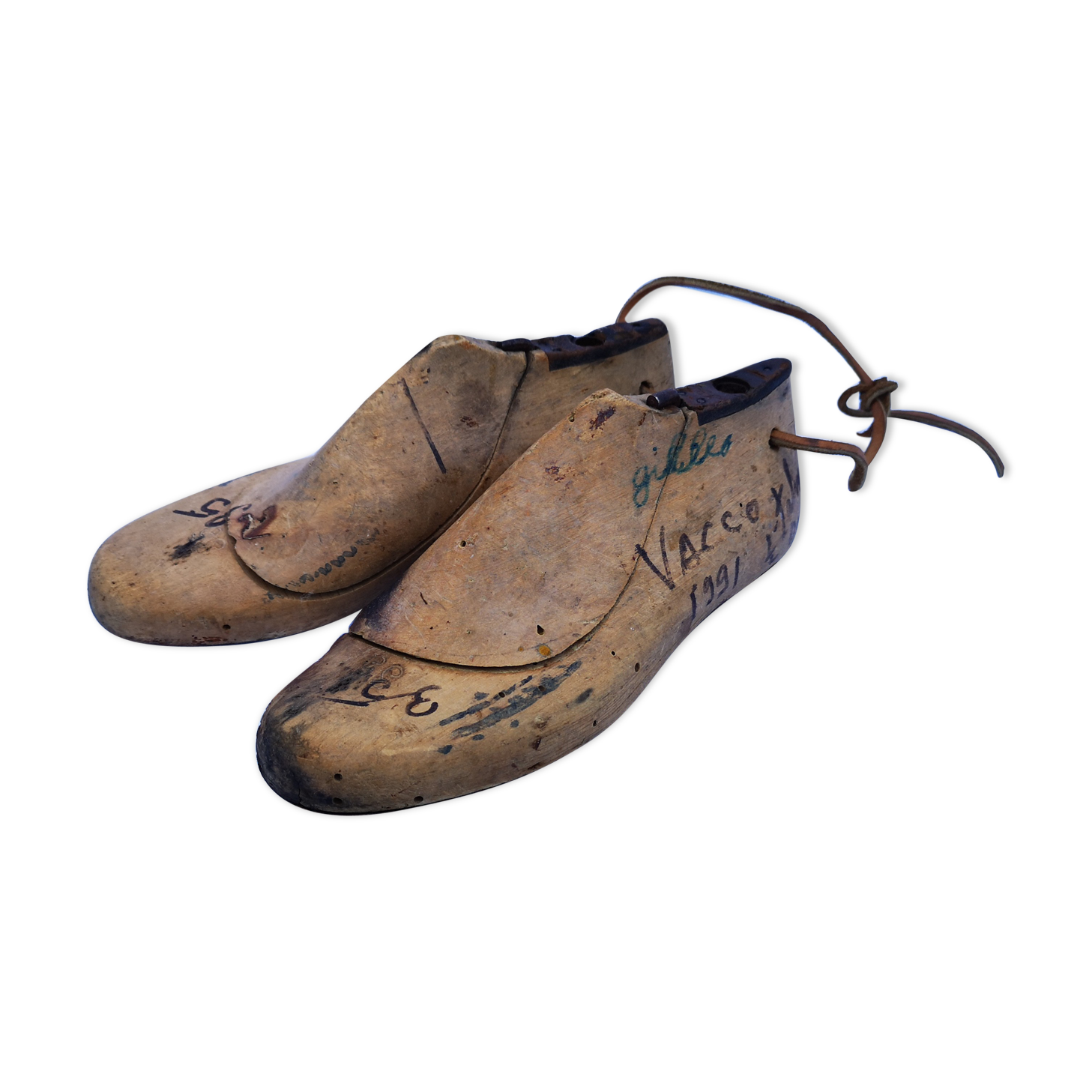 Former pair of wooden shoetrees