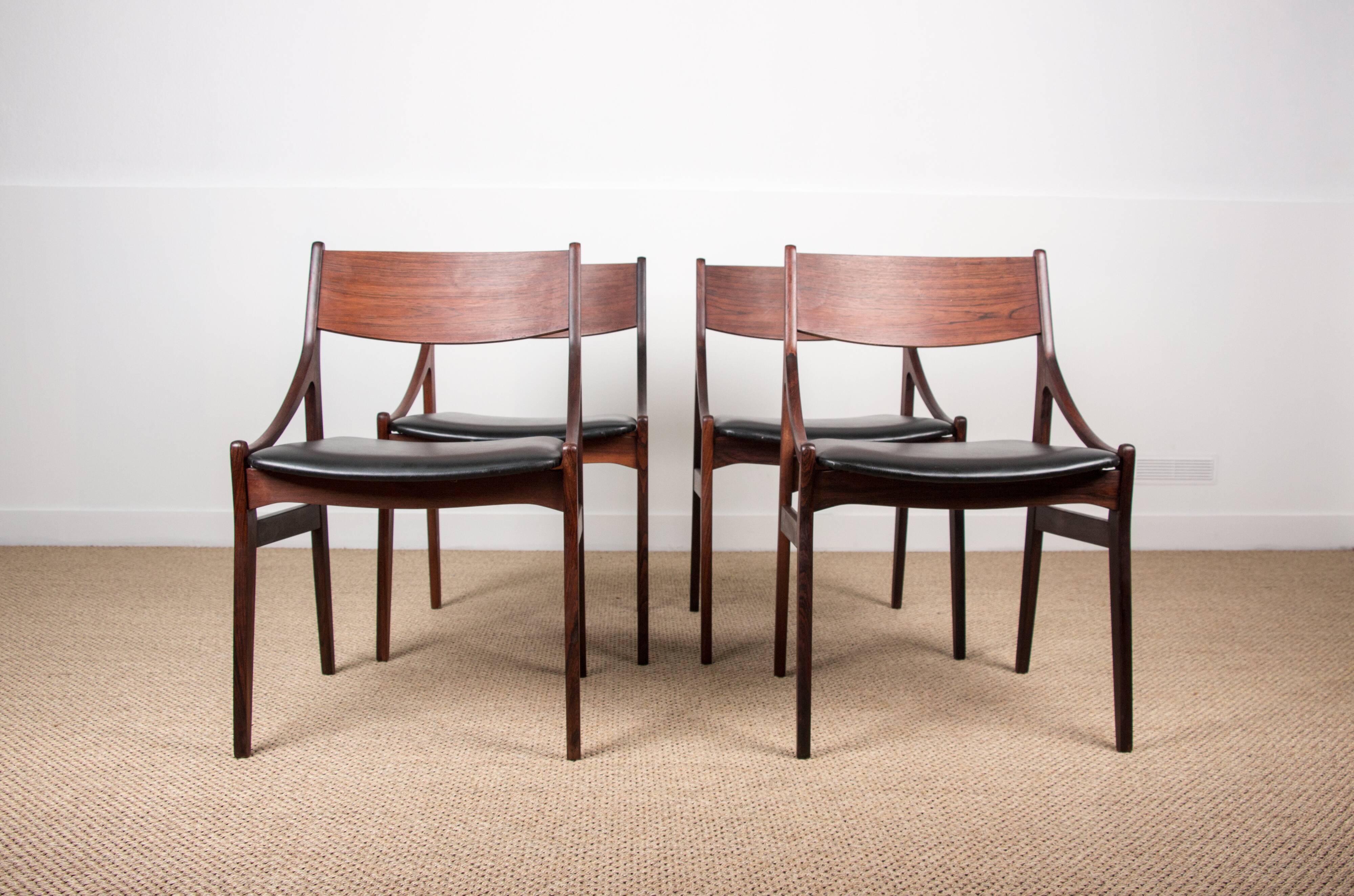 4 chaises danoises en palissandre et skaï noir par Vestervig Eriksen, 1960