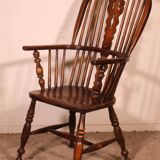 Windsor armchair in ash and elm from the early 19th century