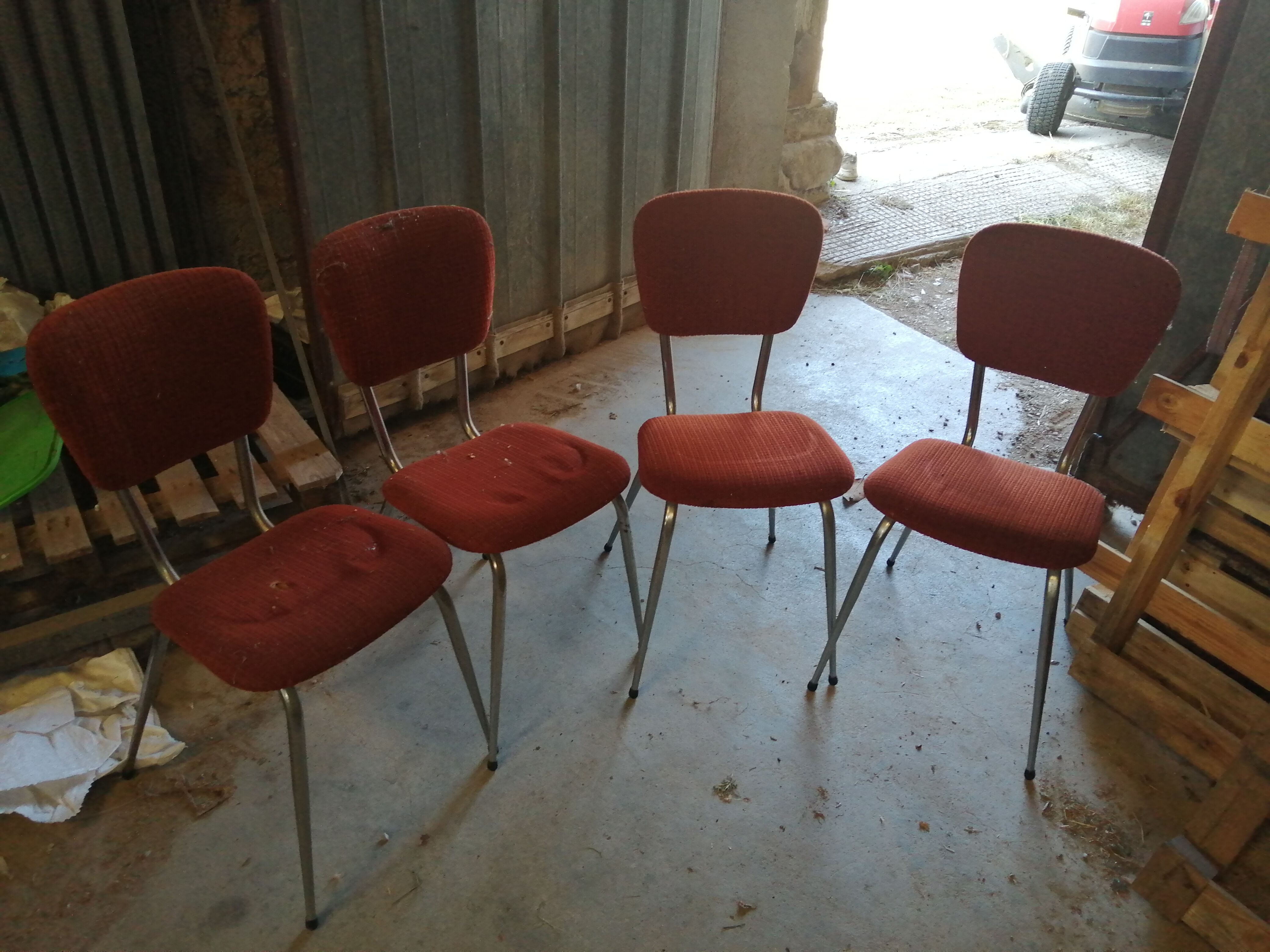 Set of 4 vintage velvet chairs