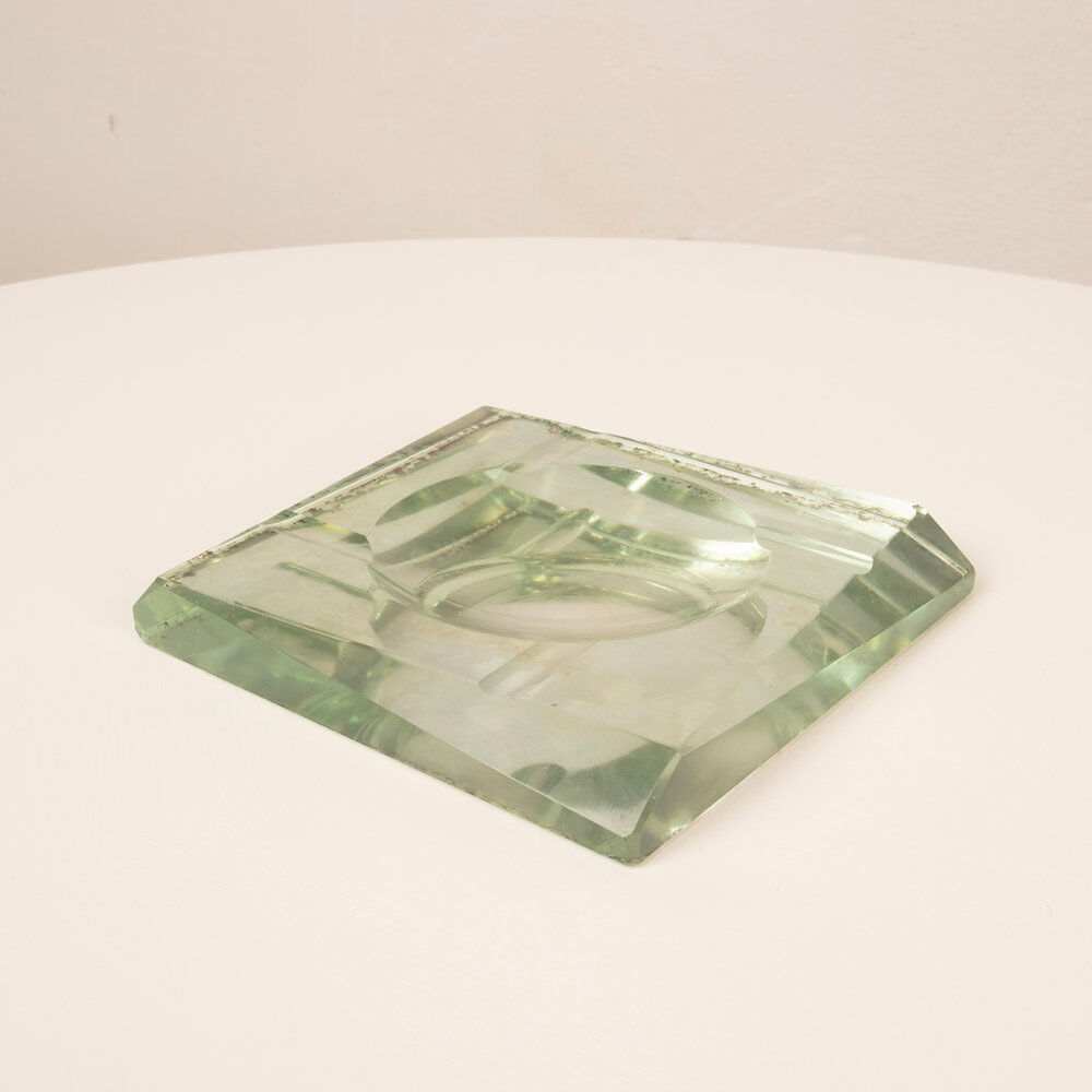 Crystal ashtray designed by Pietro Chiesa for Fontana Arte 1940