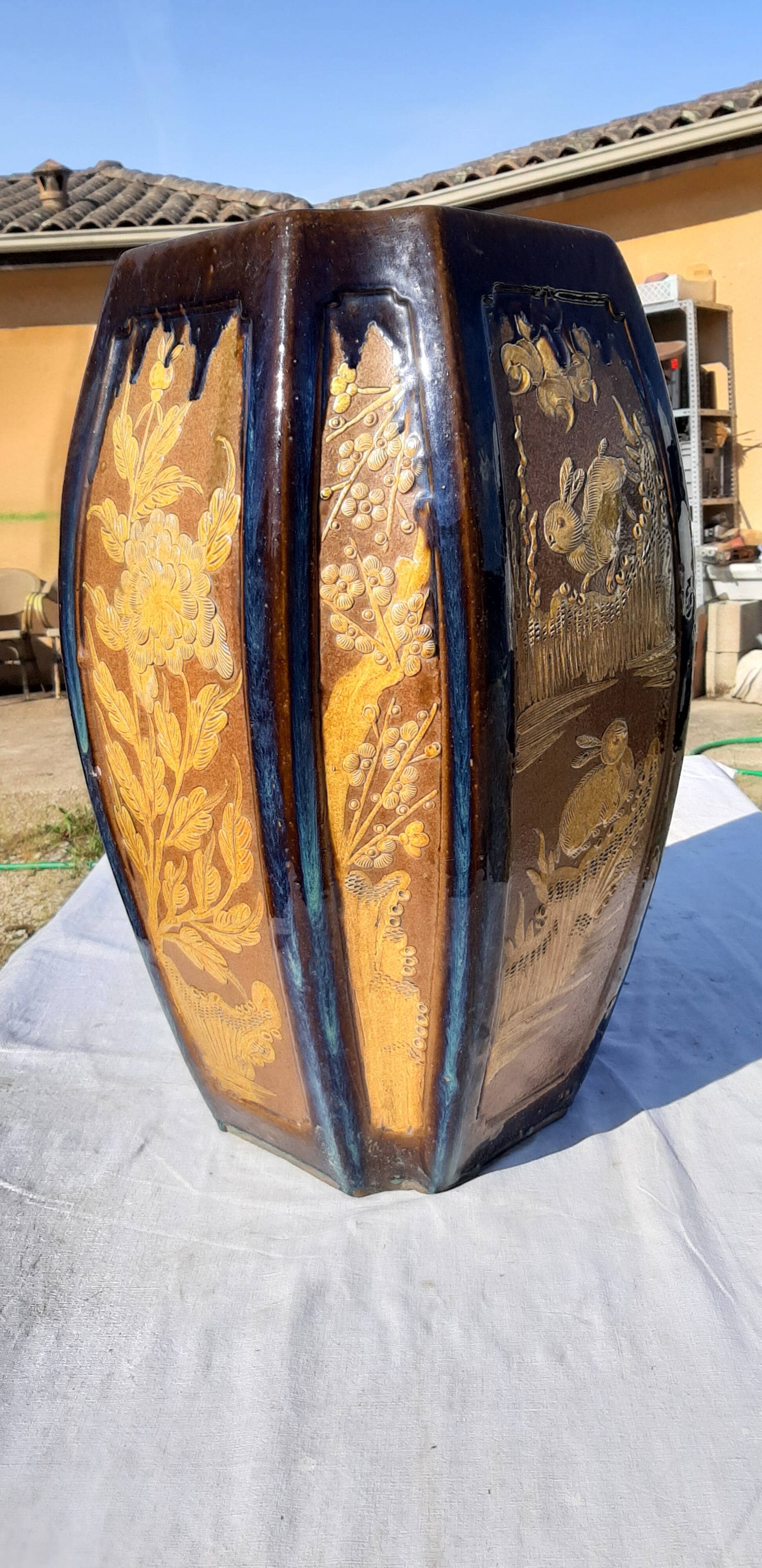 China vase in enamelled sandstone stamped stamp in hollow