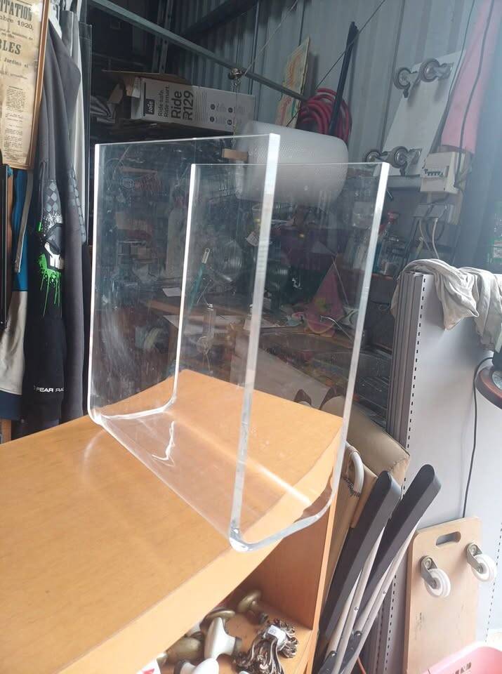 Porte-revues/vinyles plexiglas 70's