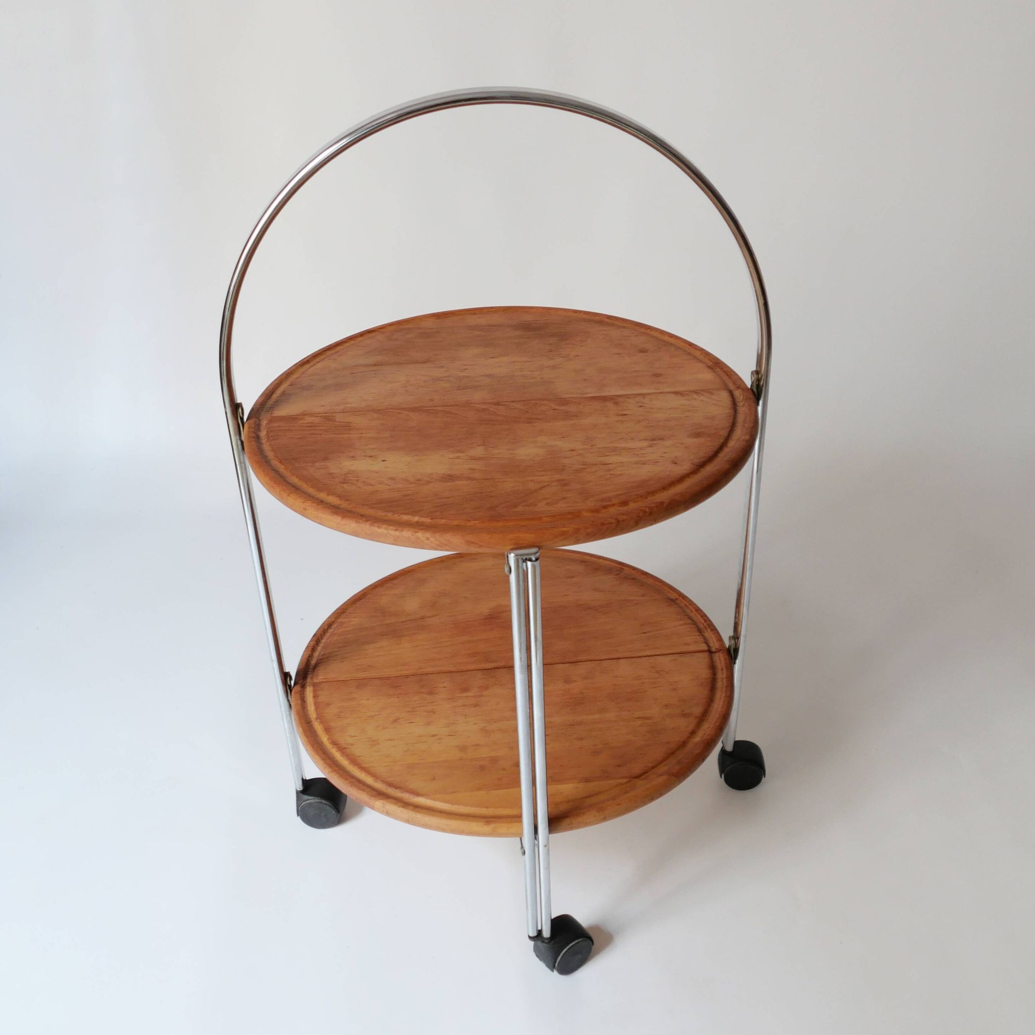 Desserte roulante pliante en bois massif