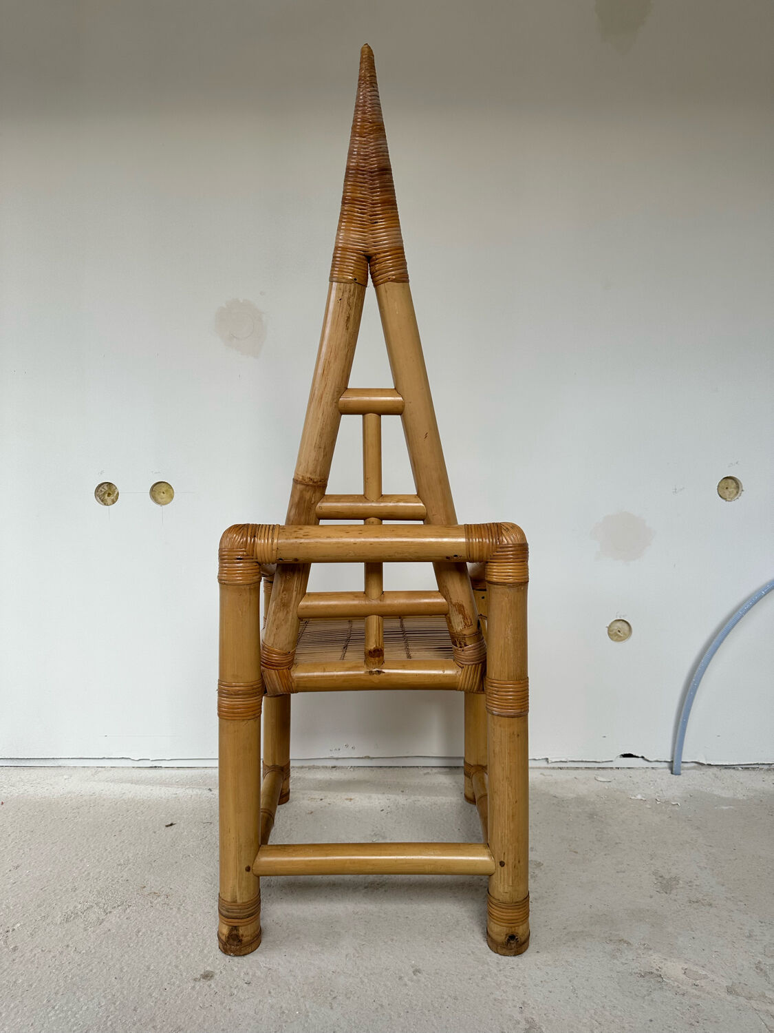 Fauteuil trône en bambou des années 70