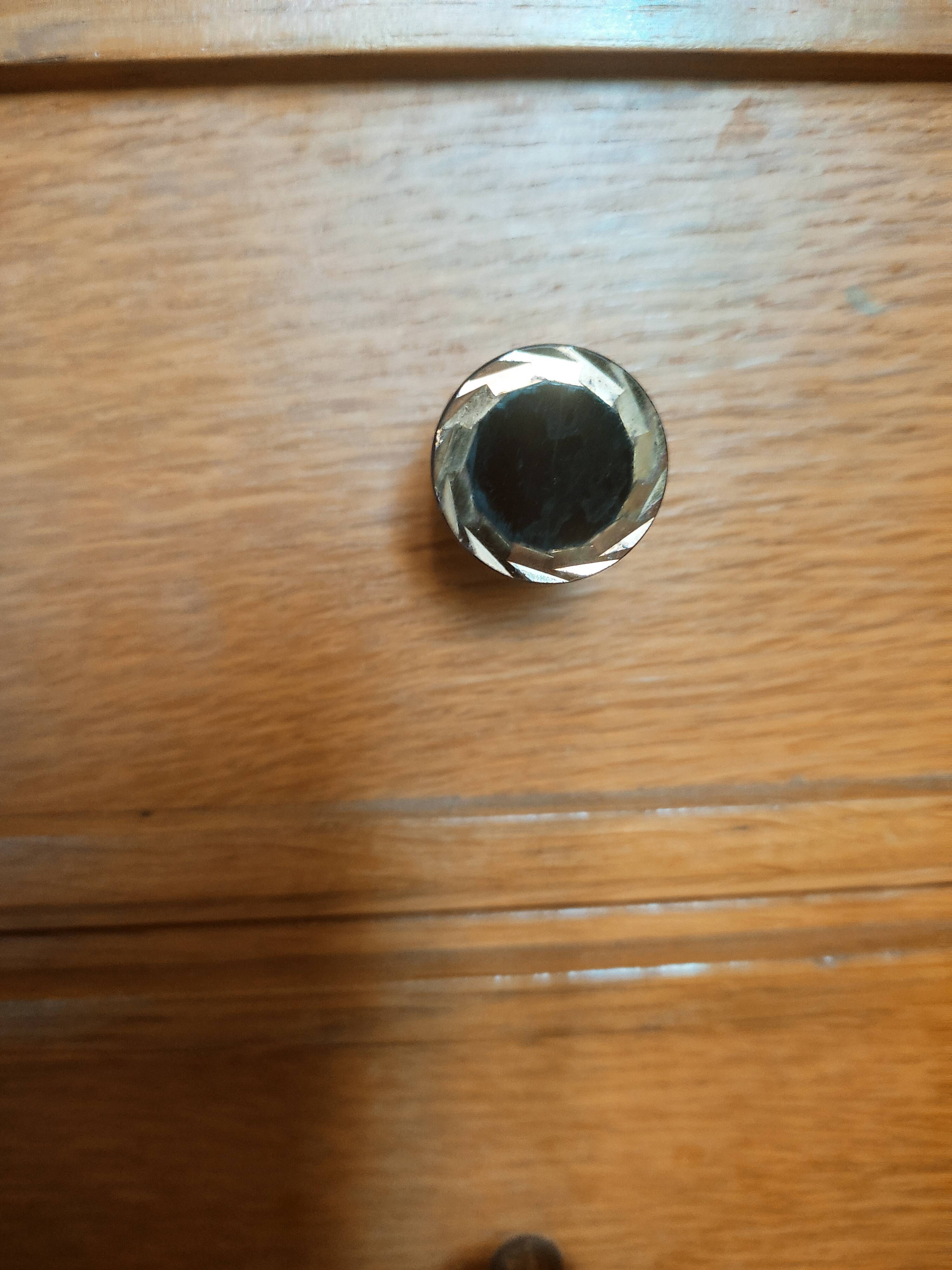 Bedside 3 drawers in light wood