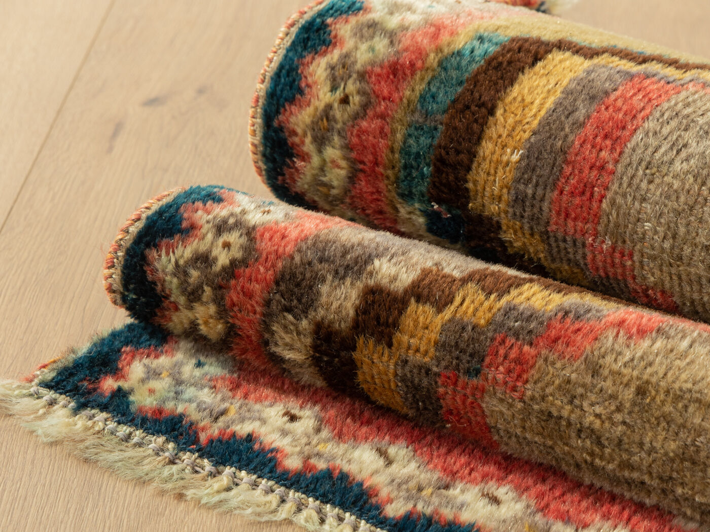 Vintage Berber rug, 127 x 205